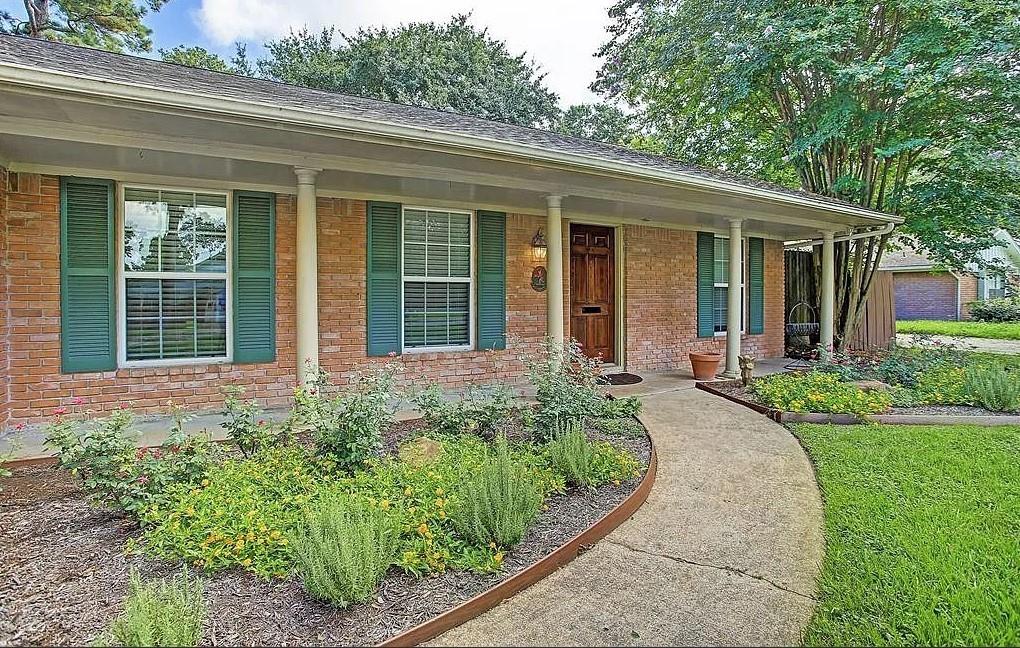 10302 Oakpoint Drive — photo