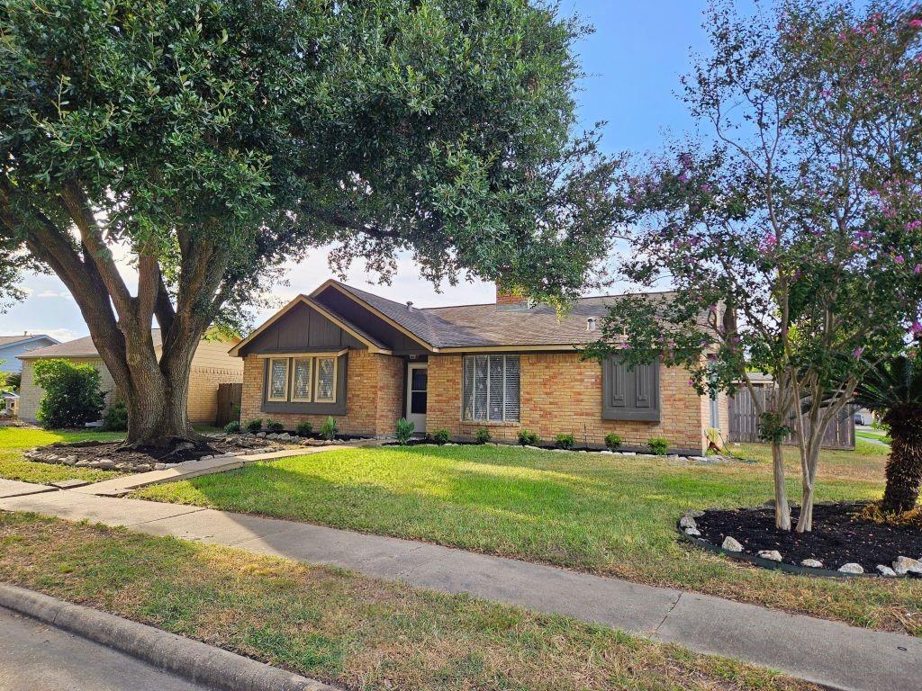 21302 Park Mount Drive — photo