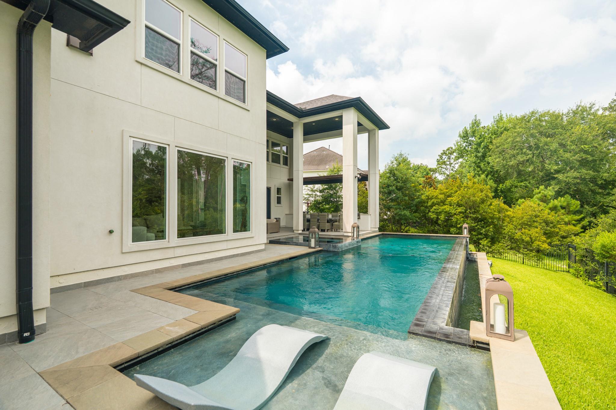 42 N Waterbridge Drive — photo