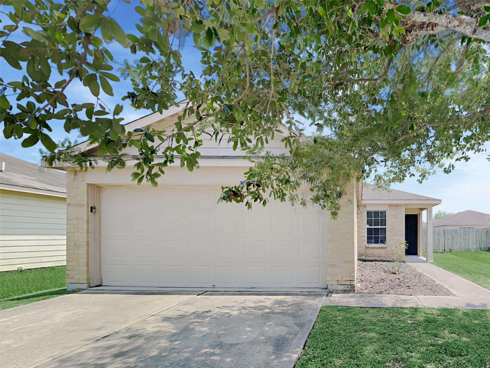 4615 Snowdrop Court — photo