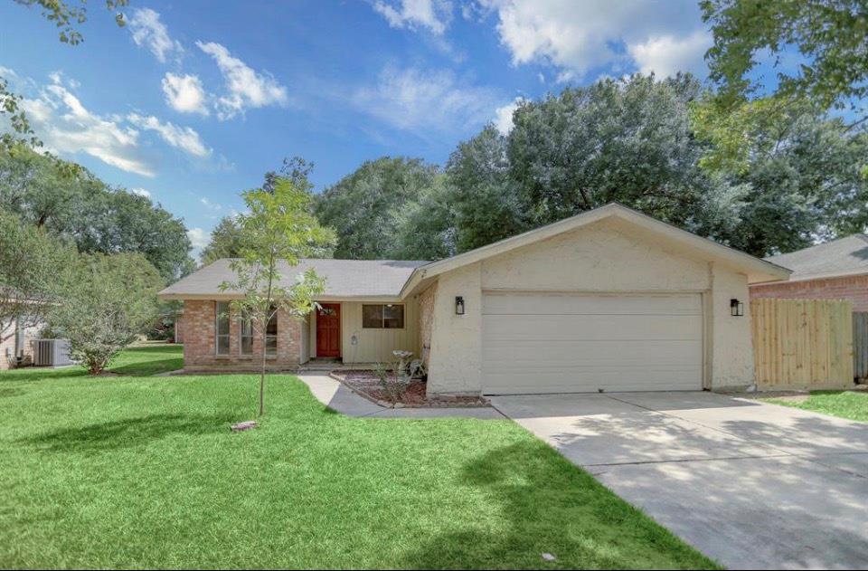 23107 Banquo Drive — photo