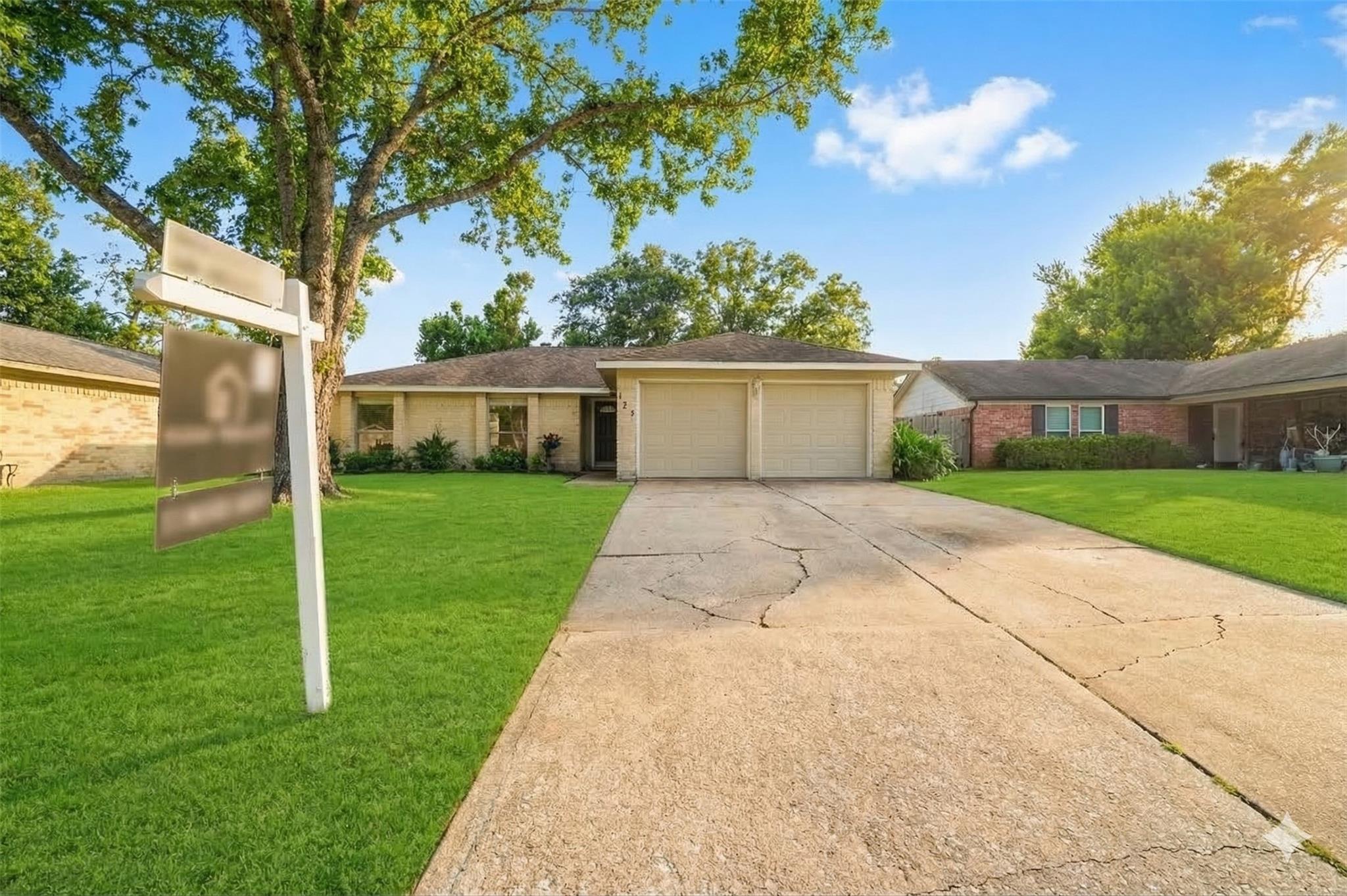 327 Windward Drive — photo