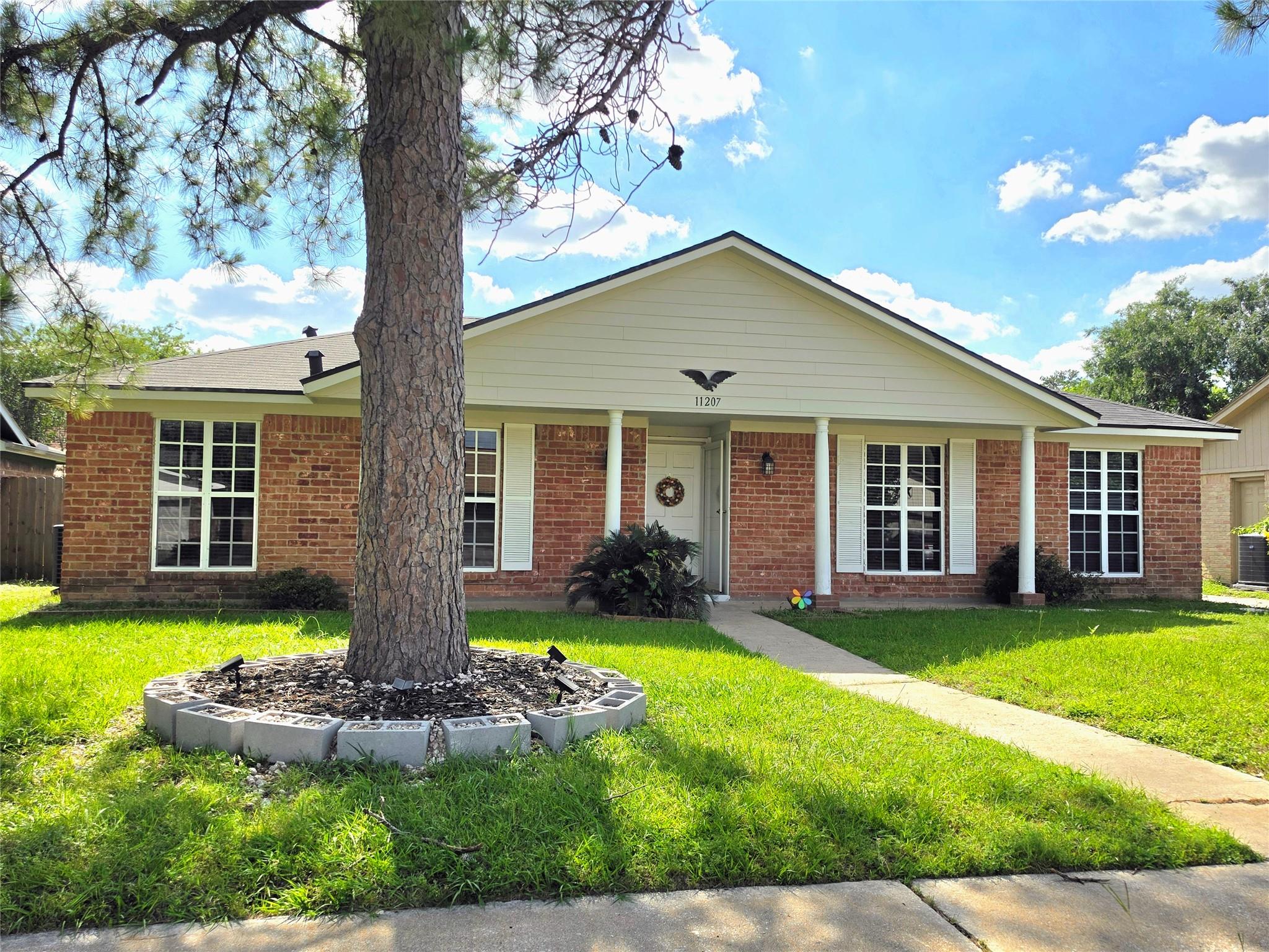 11207 Broadsweep Drive — photo
