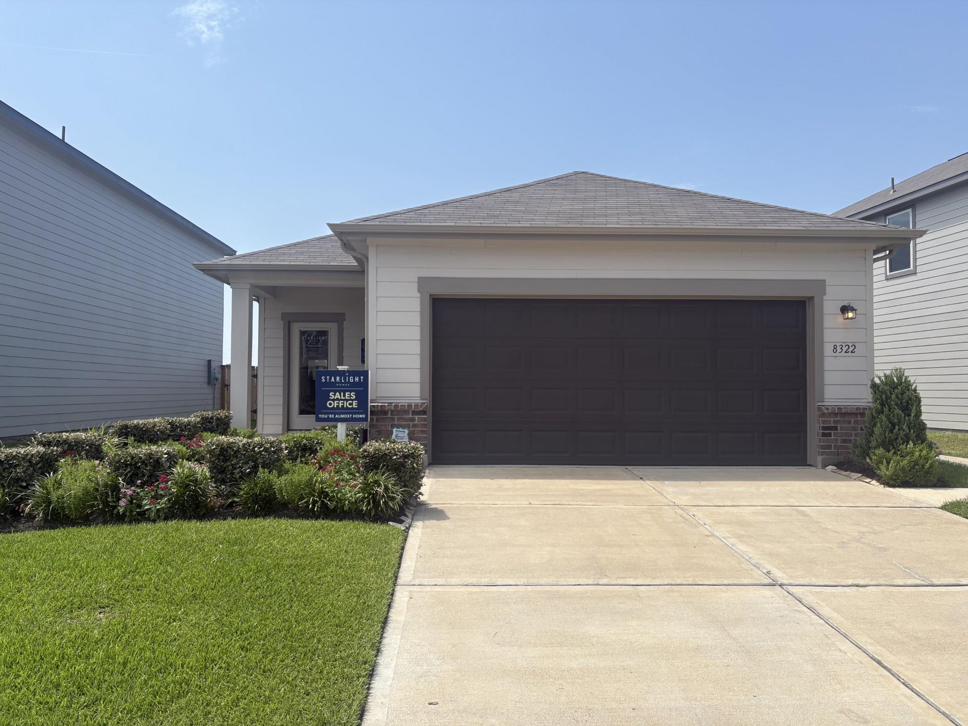 8322 Vacek Crossing Way — photo