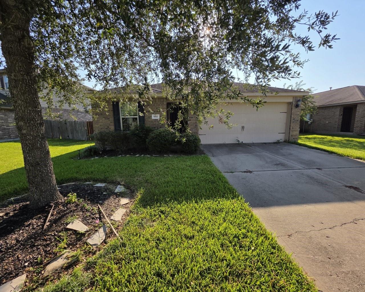 9811 Garnet Falls Drive — photo