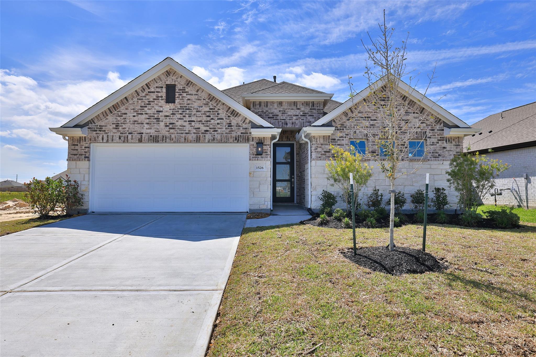 1526 Waterway Reach Drive — photo