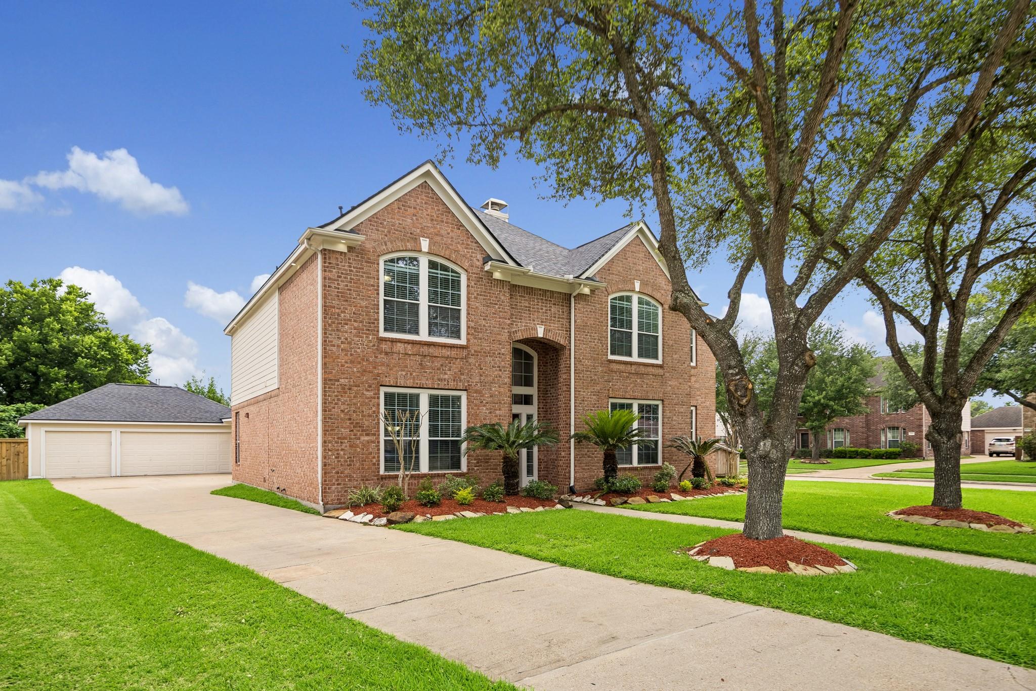 5002 Hearth Hollow Lane — photo