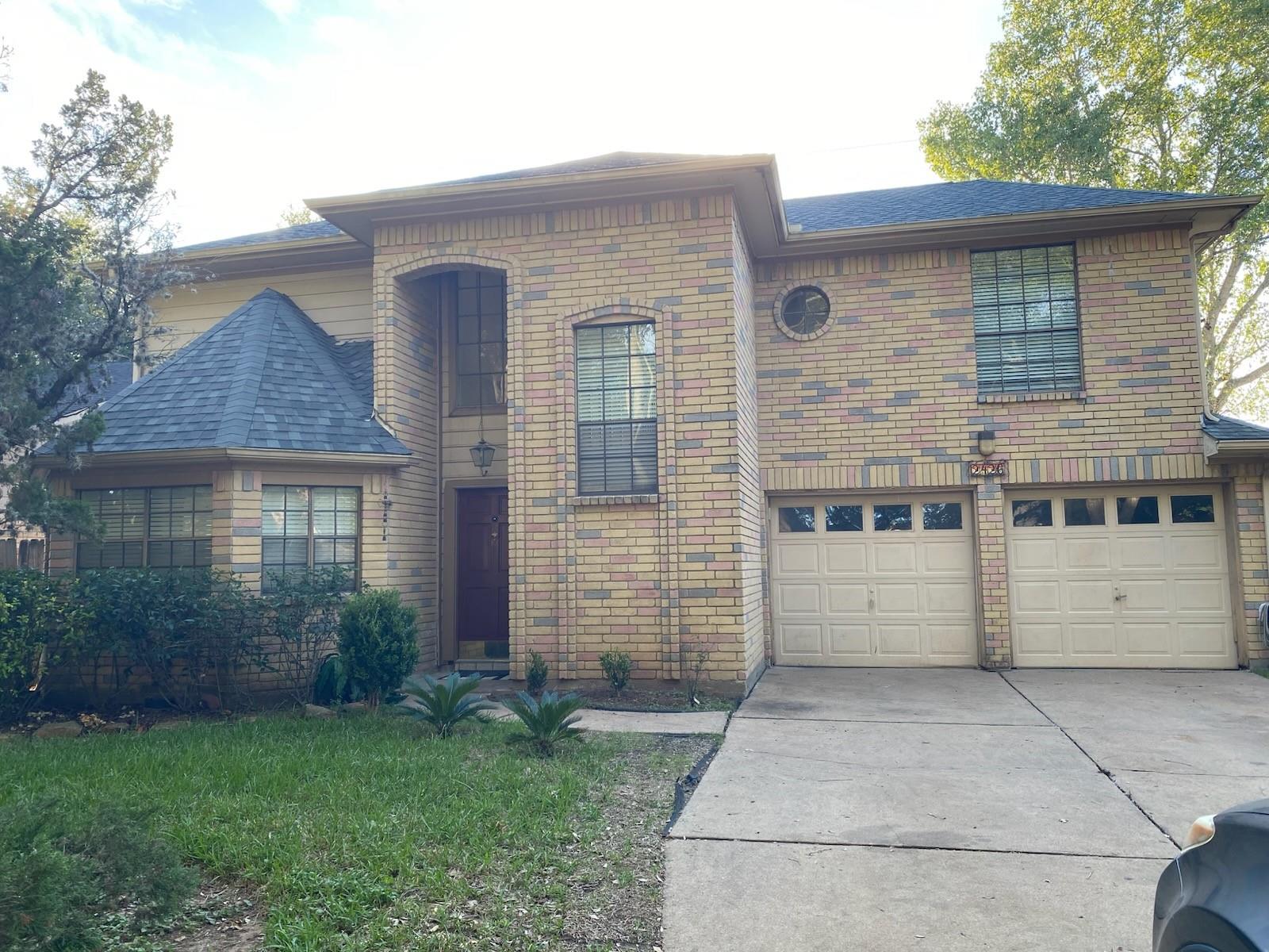2426 Lakefield Way — photo