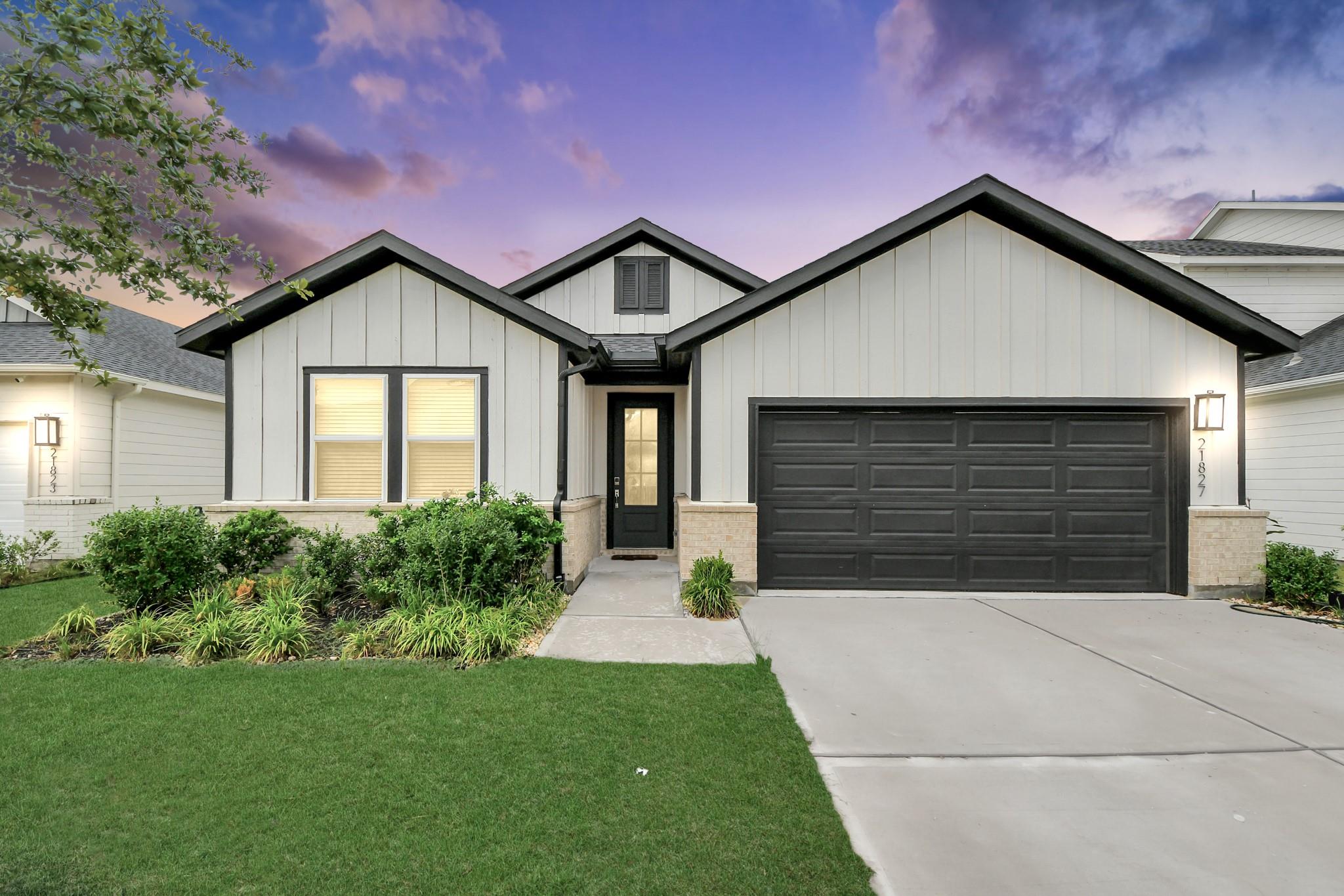 21827 Redwood Bluff Trail — photo
