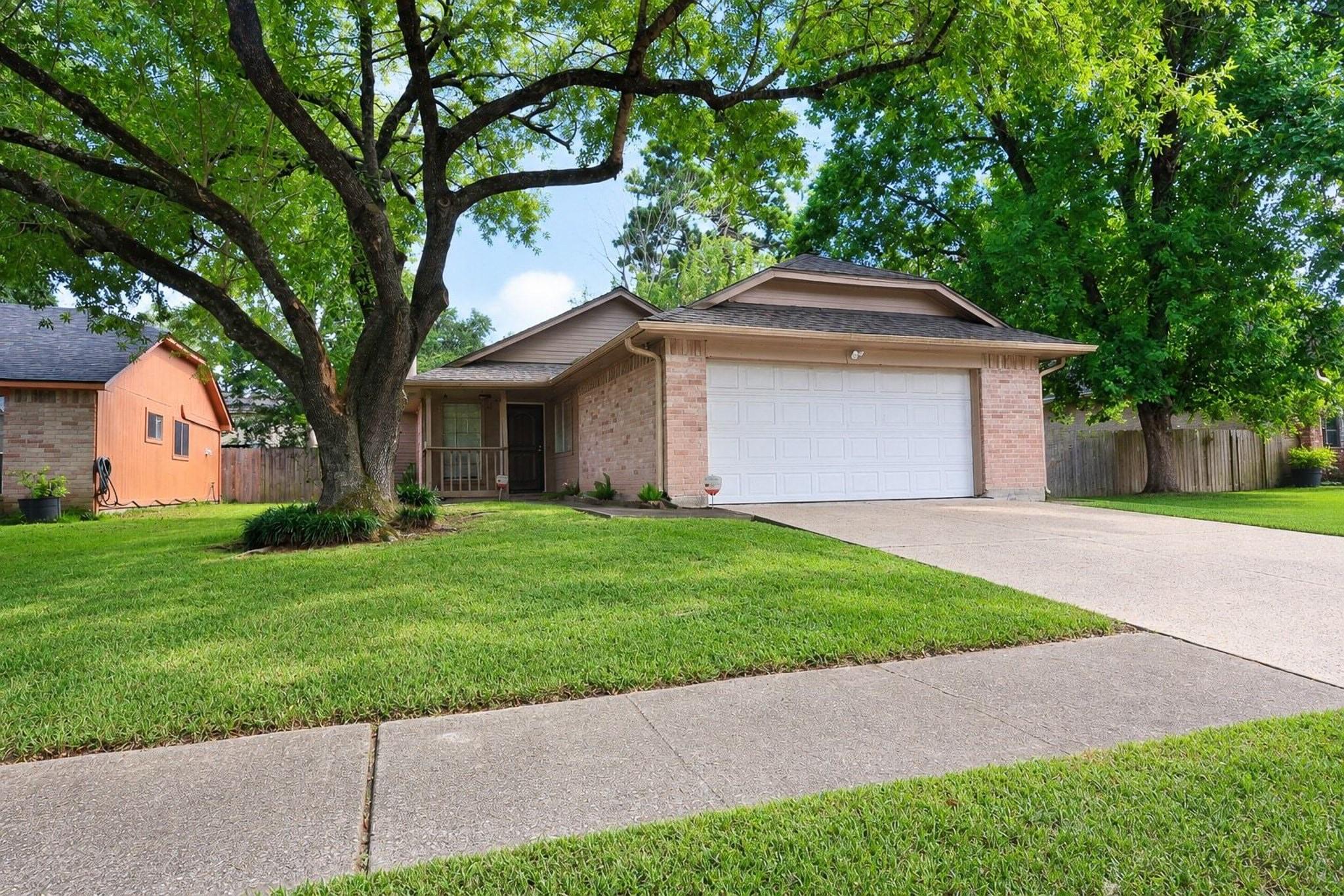 11114 Drakeland Drive — photo