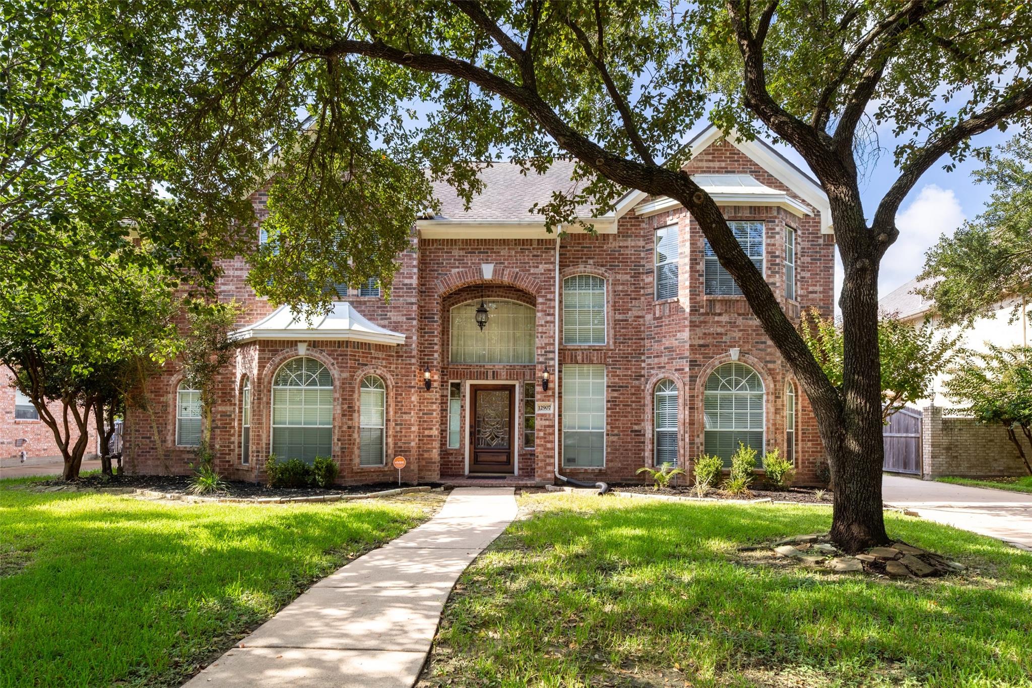 12907 Ridge Bank Lane — photo