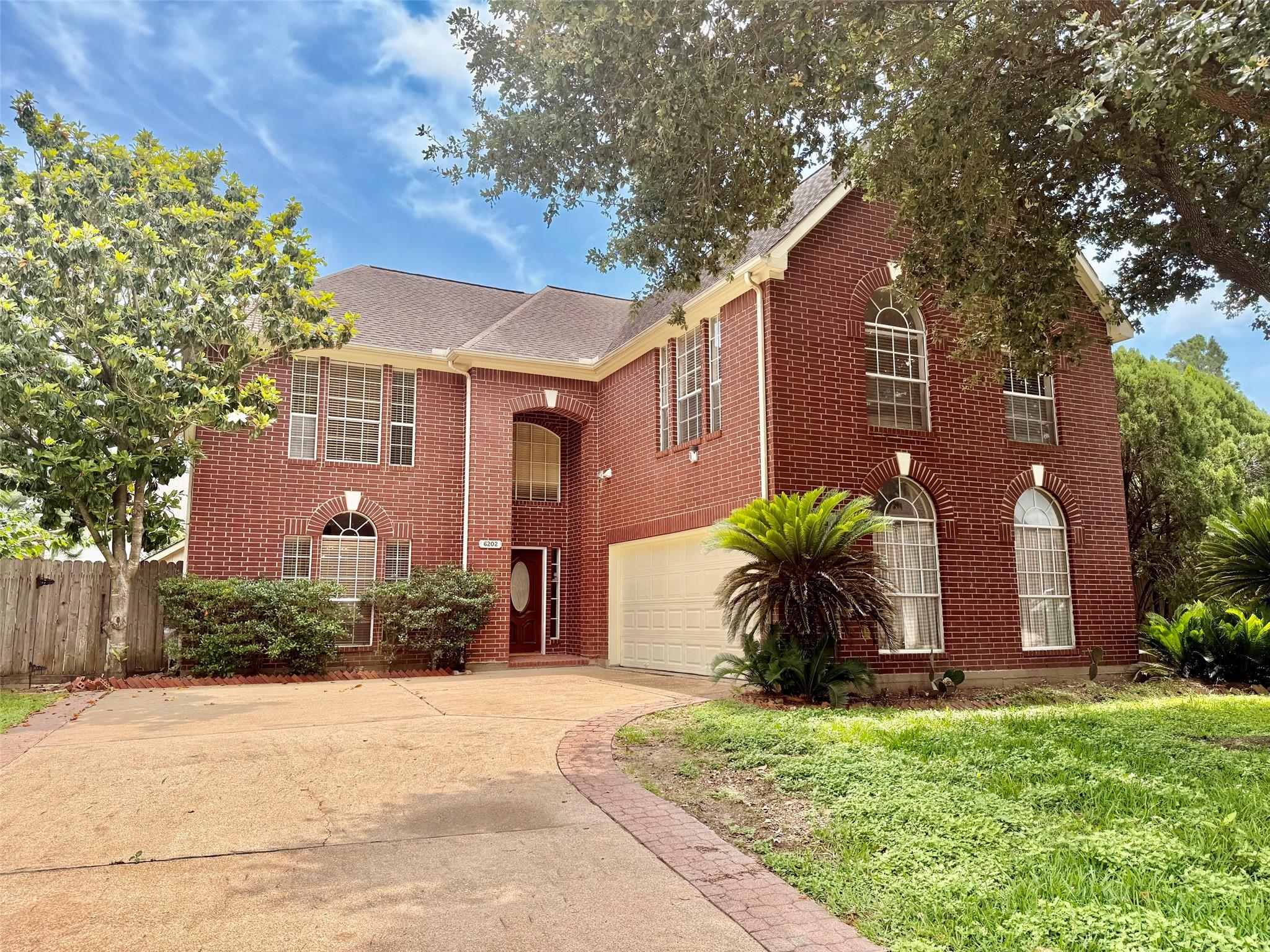 6202 Retlin Court — photo