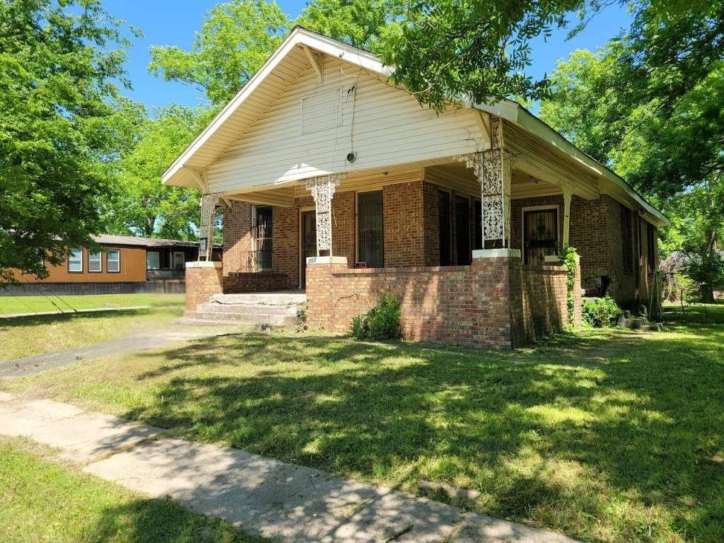 707 W Houston Street — photo