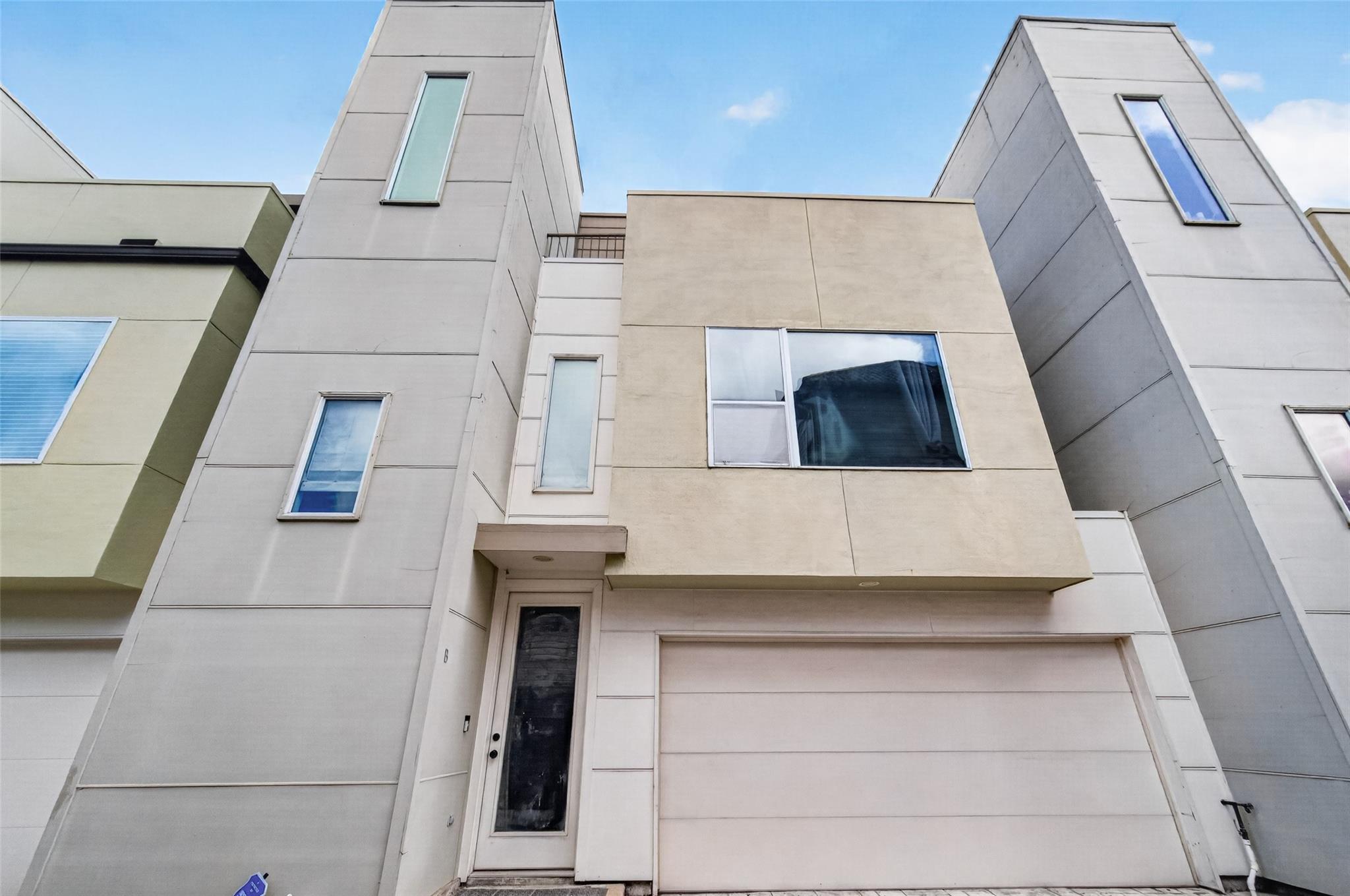 1409 Laird Street #B — photo