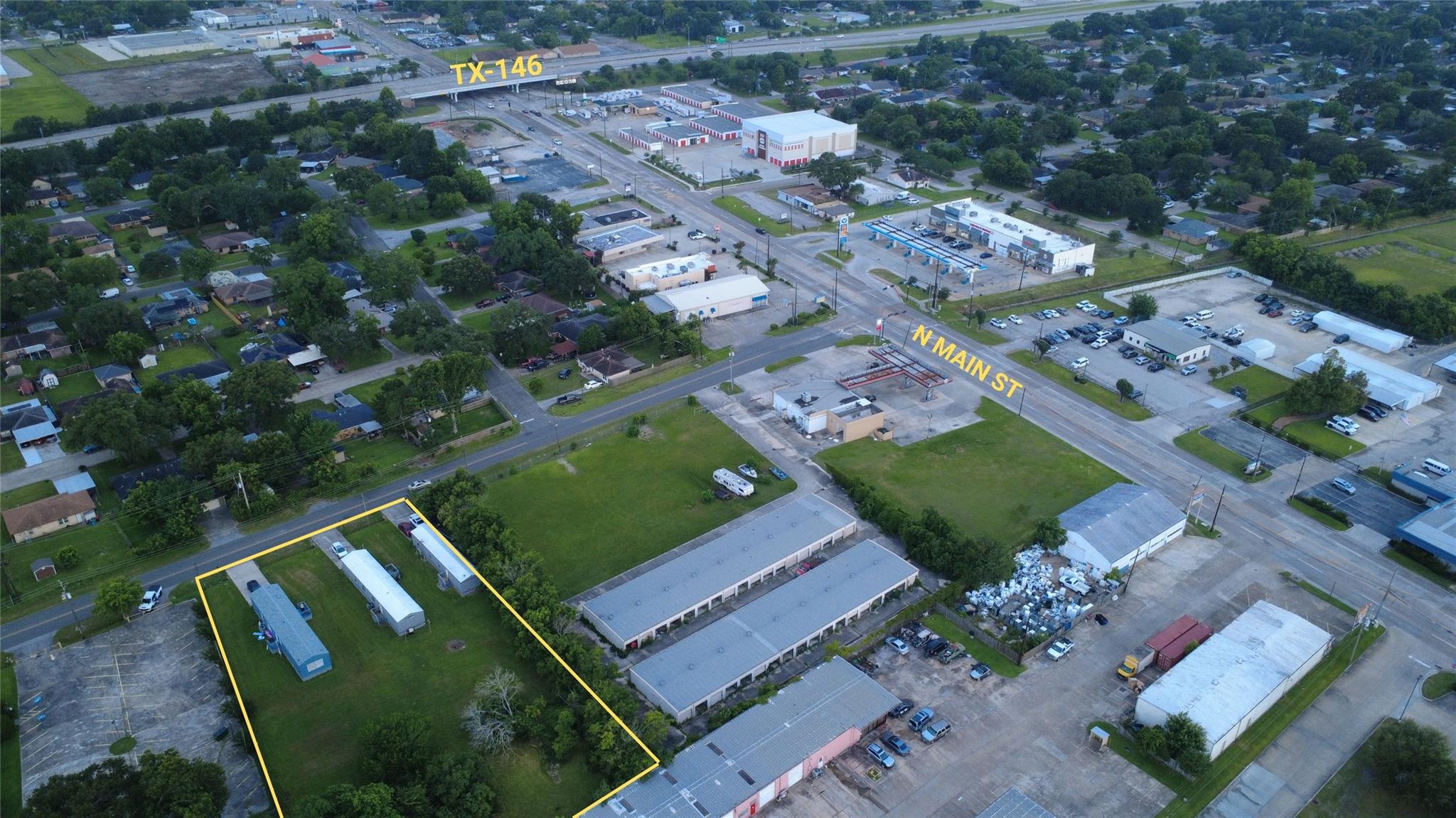 104, 106, 108 Bob Smith Road — photo