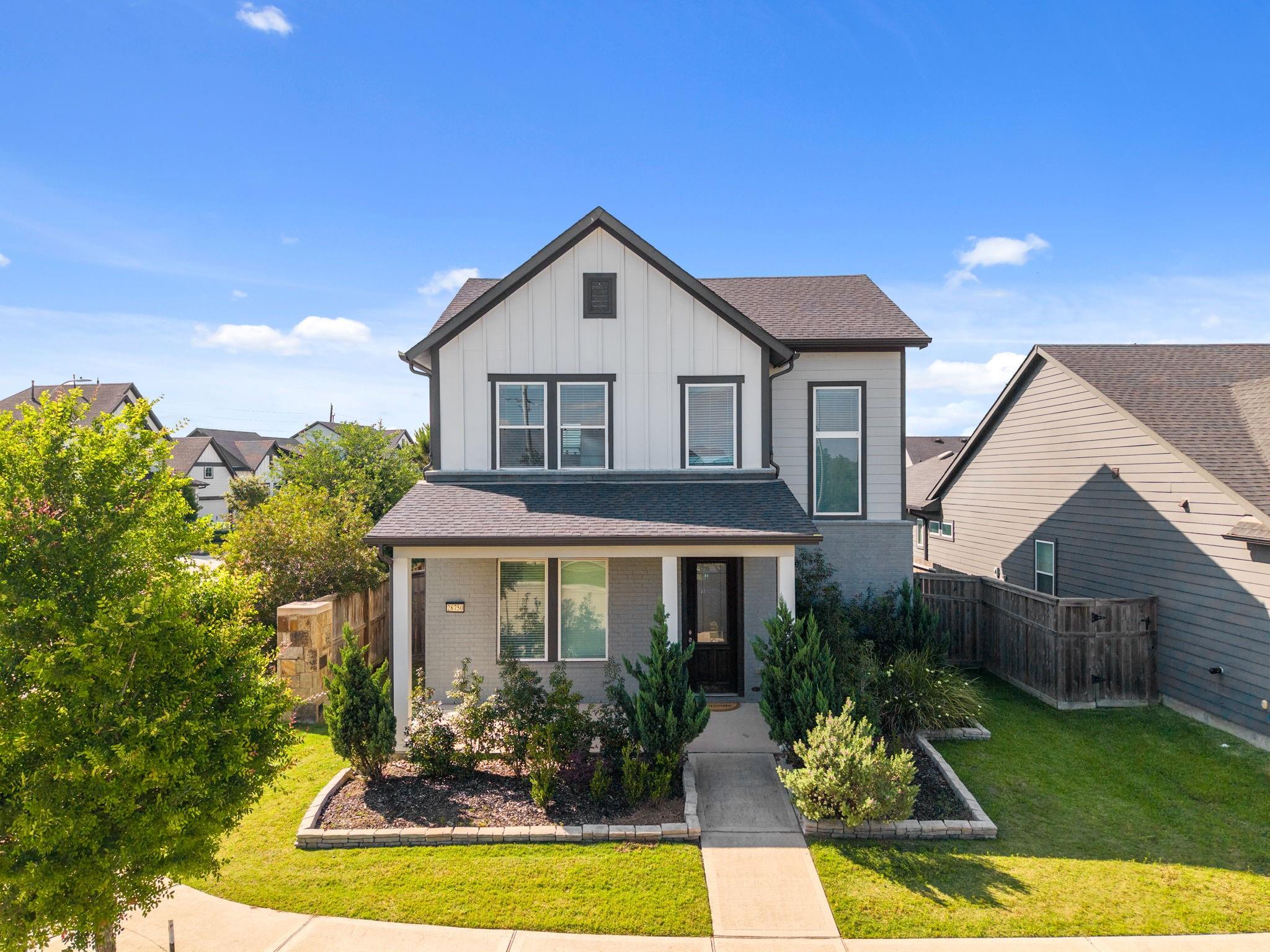 28750 Shoalhaven Court — photo