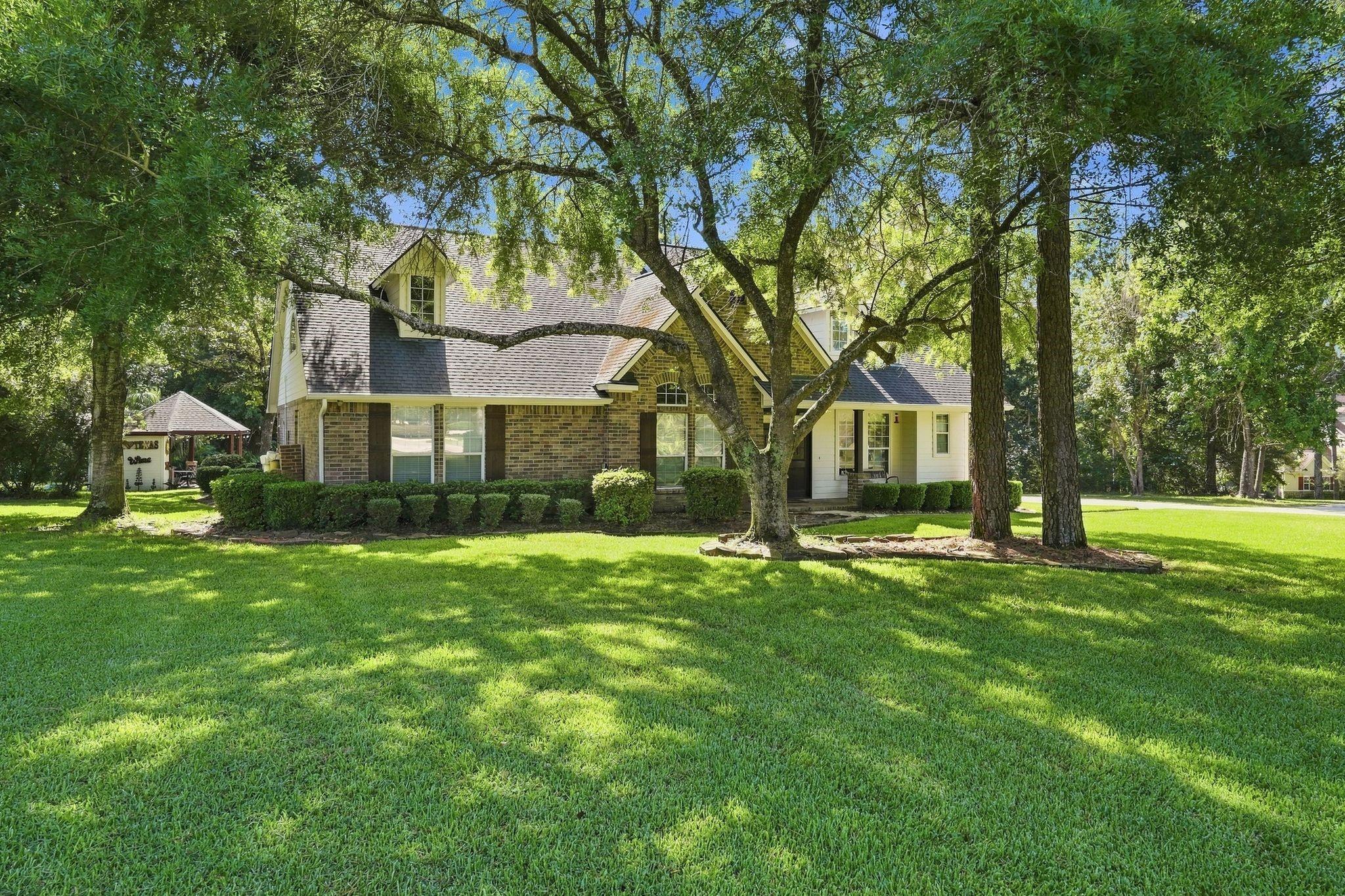 11455 Queensboro Court — photo