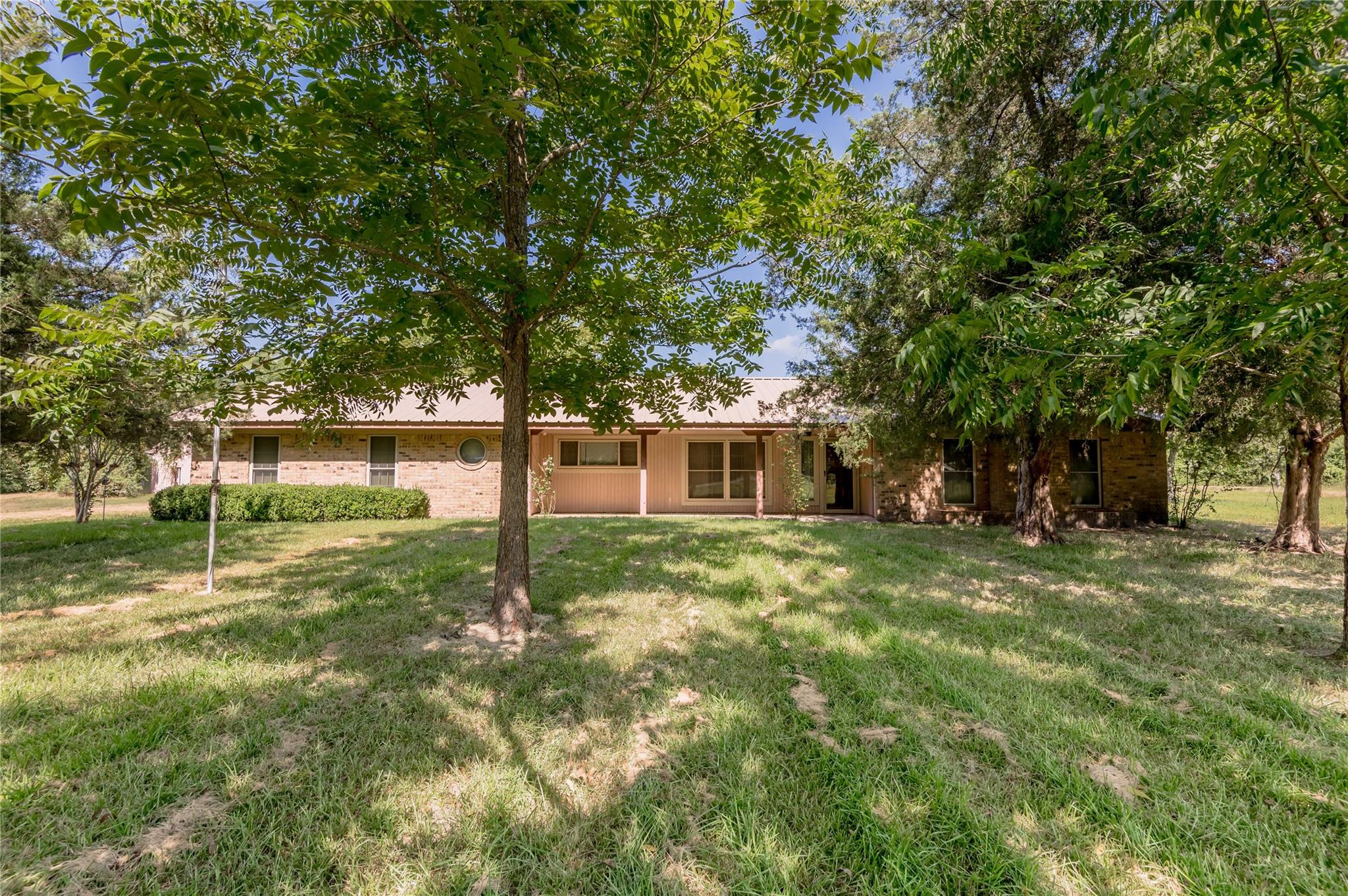 11640 FM 230 — photo
