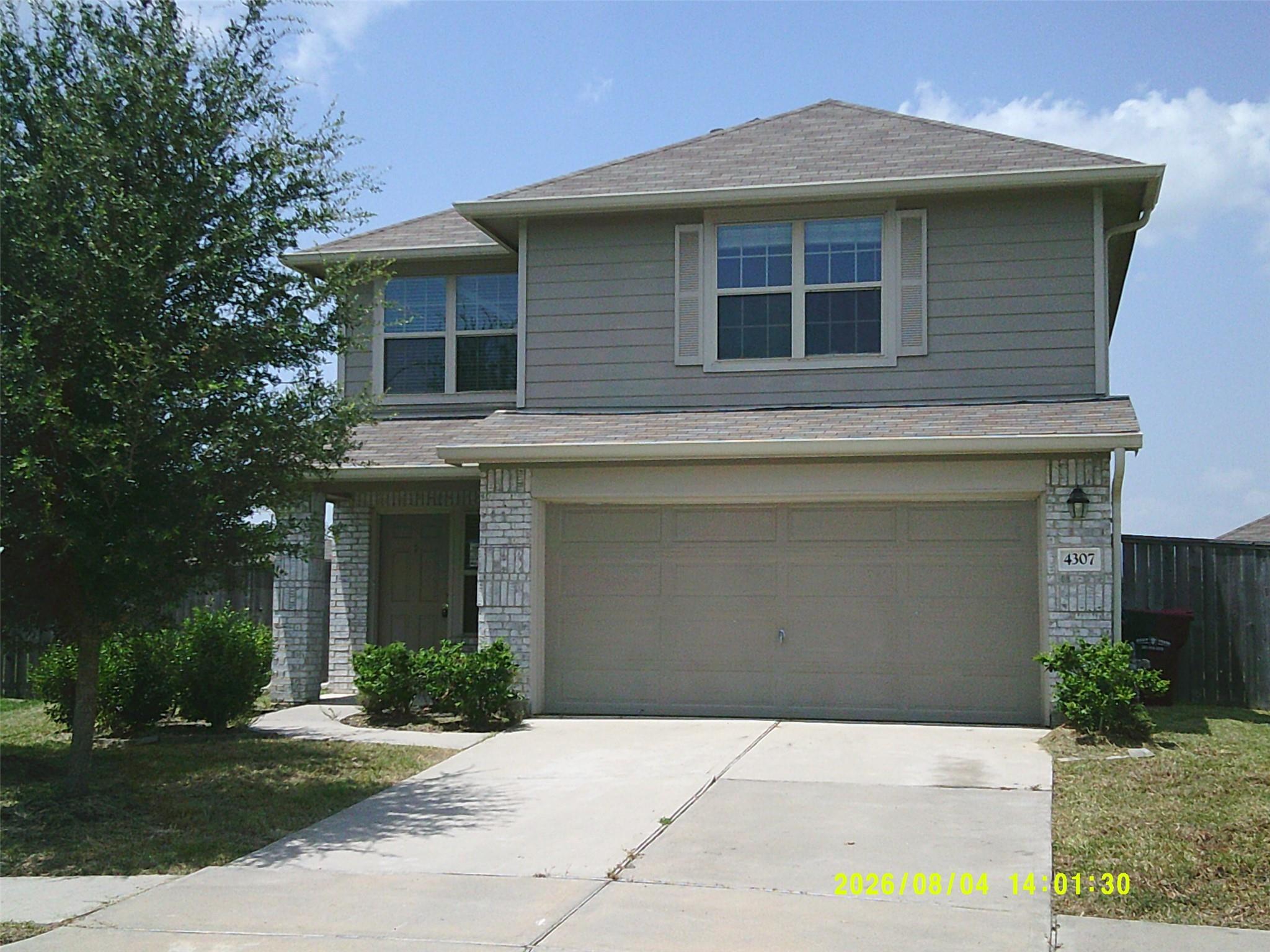 4307 Cedar Elm Street — photo