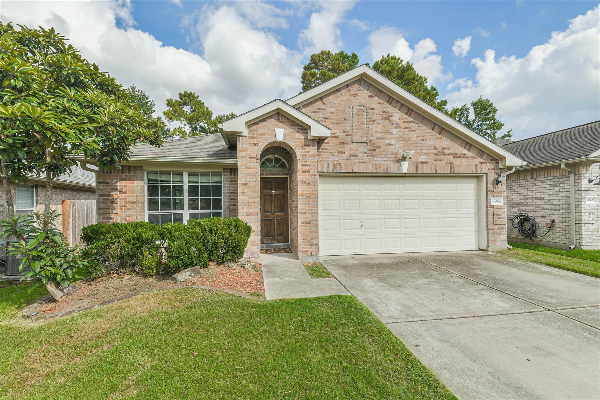 18606 Walden Glen Circle — photo