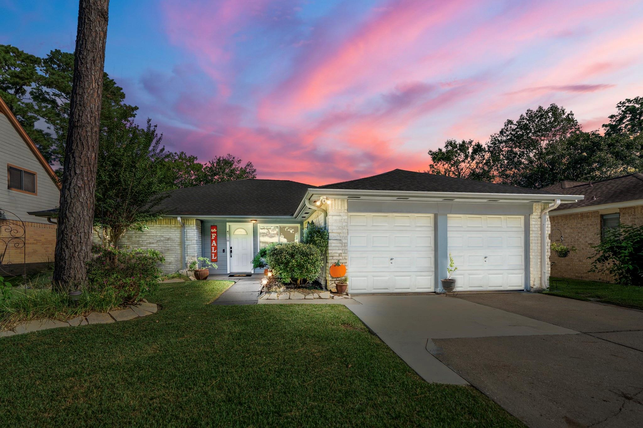 4718 Fleming Downe Lane — photo