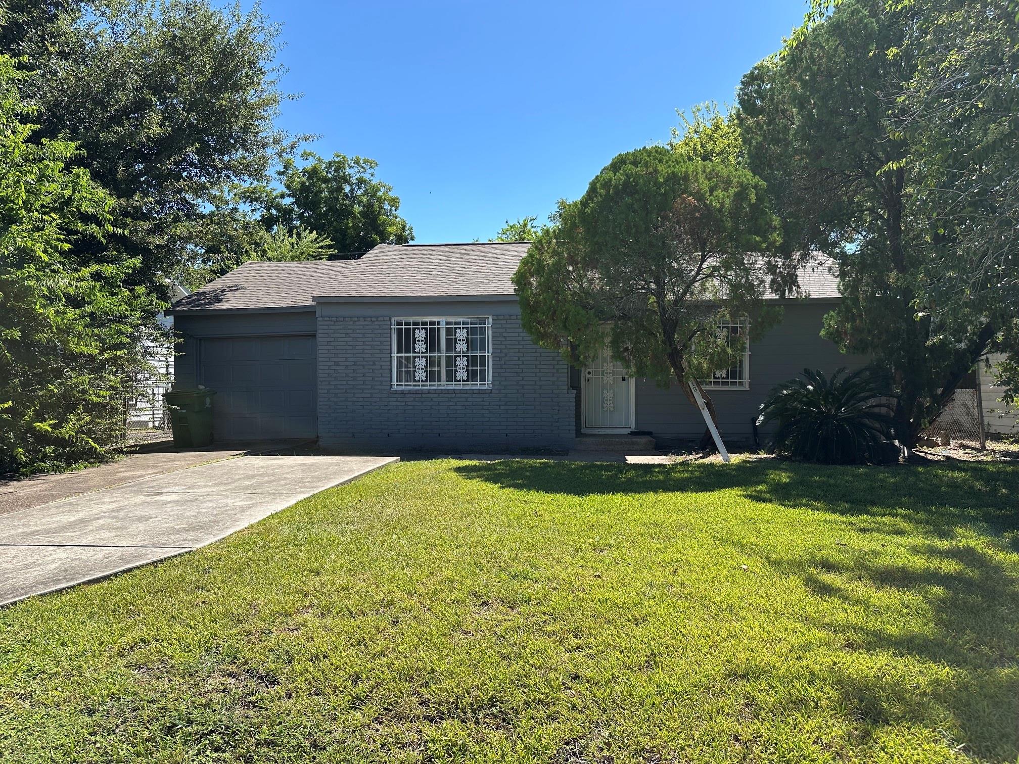 10313 Chesterfield Drive — photo