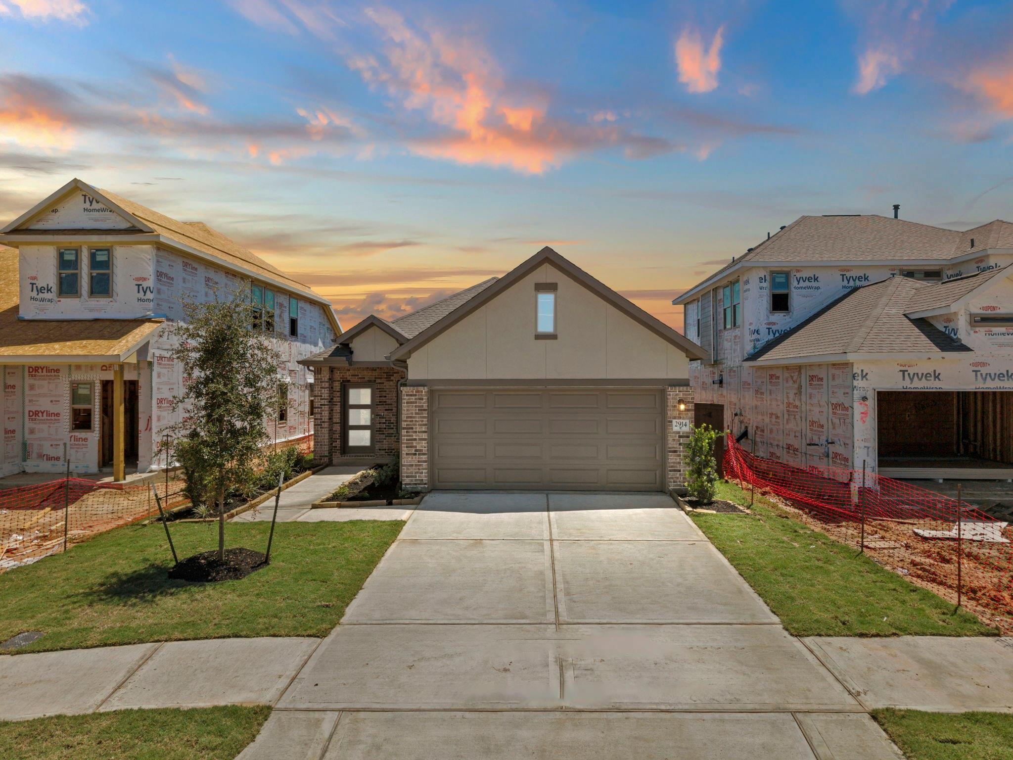 2914 Wind Cave Lane — photo