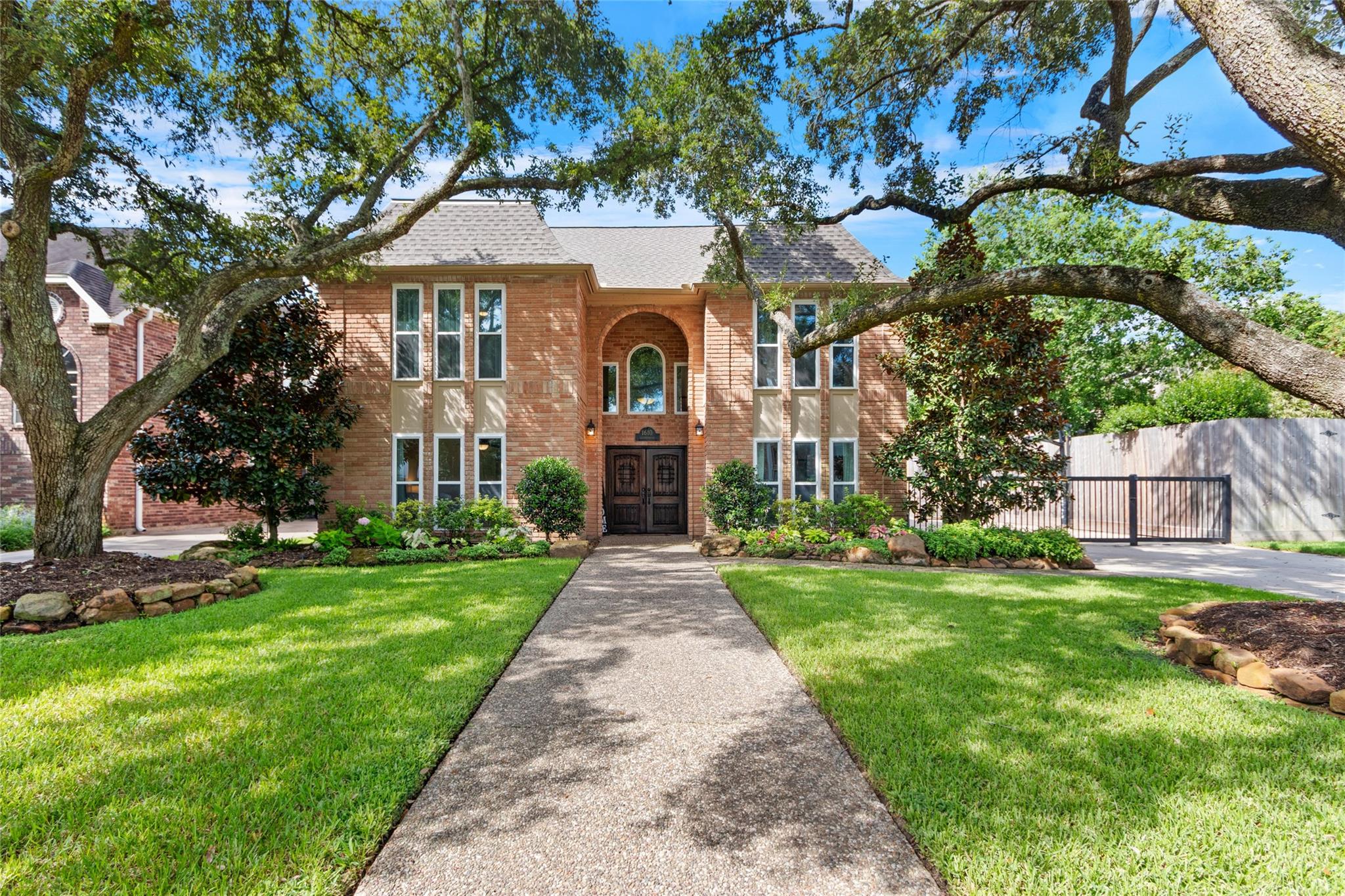 1610 Leatherwood Drive — photo