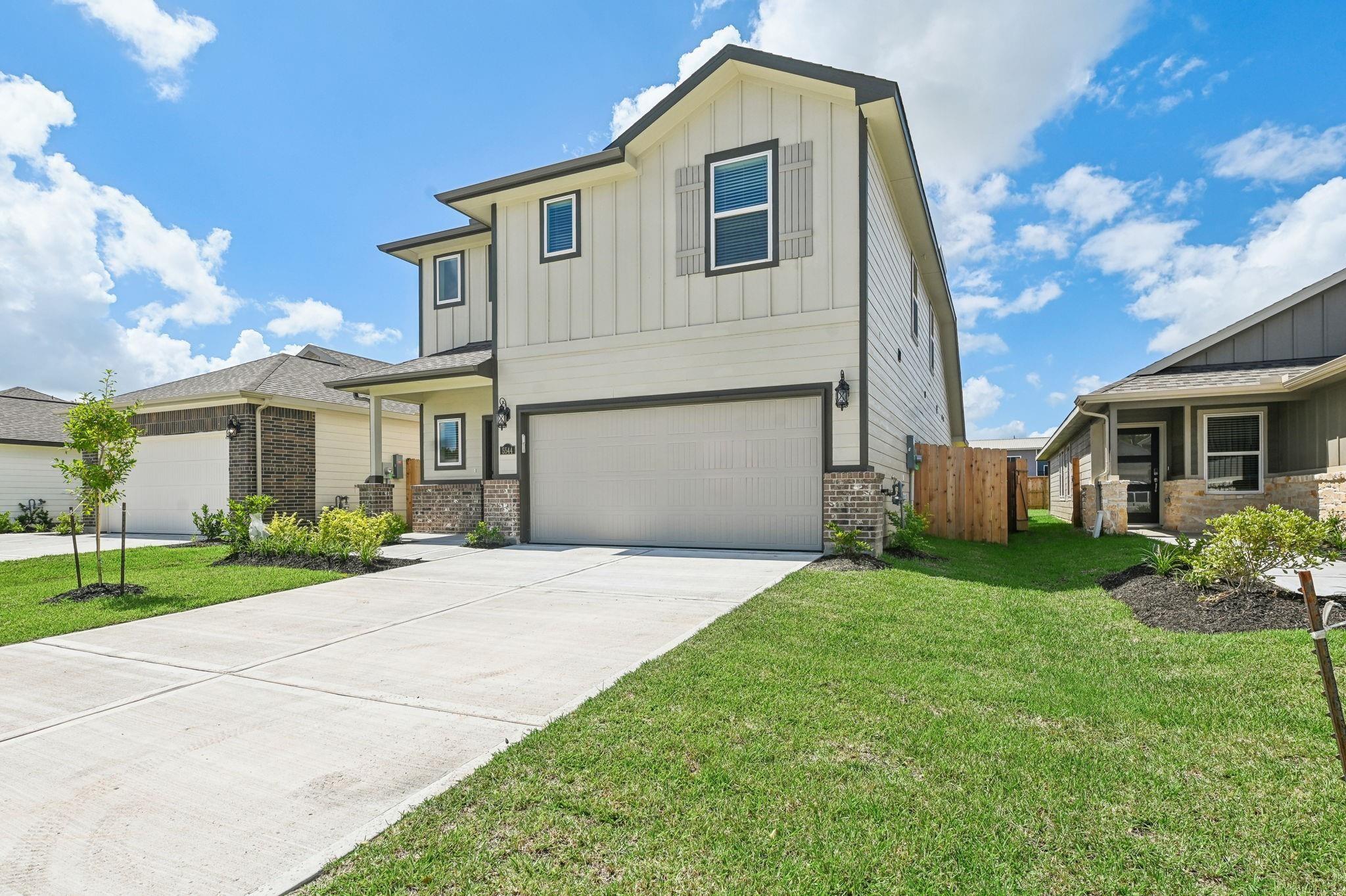 15447 Dapple Bluff Lane — photo