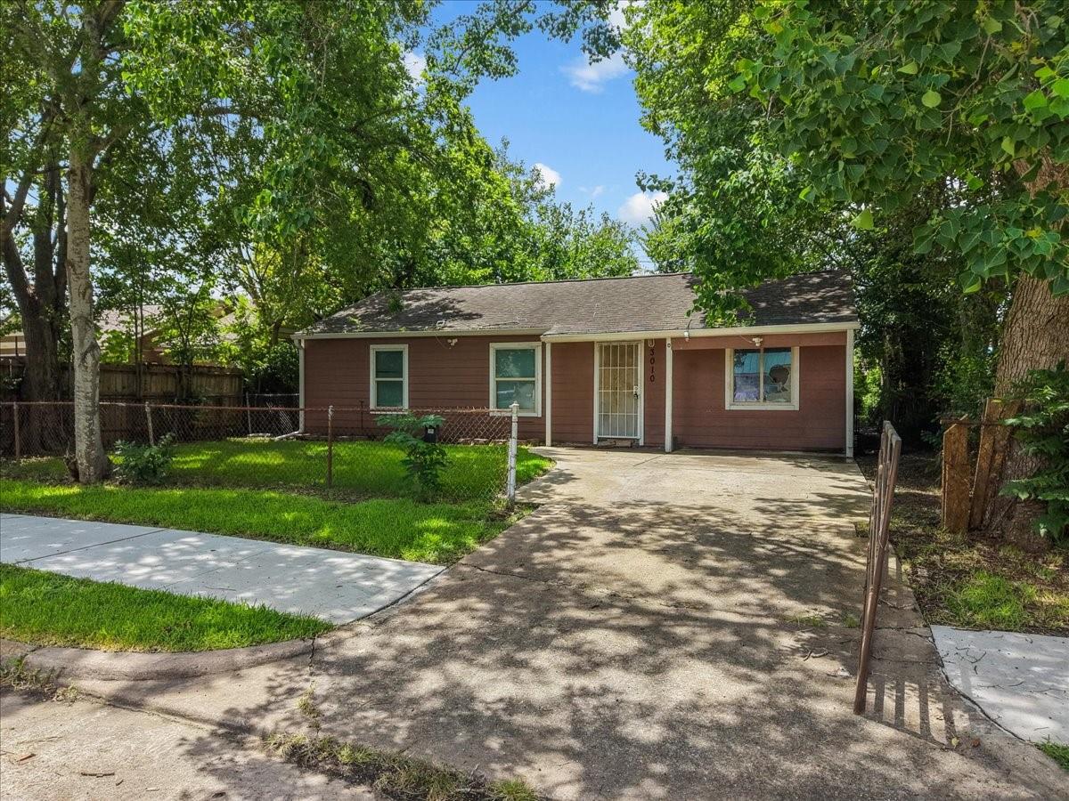 3010 Fern Street — photo