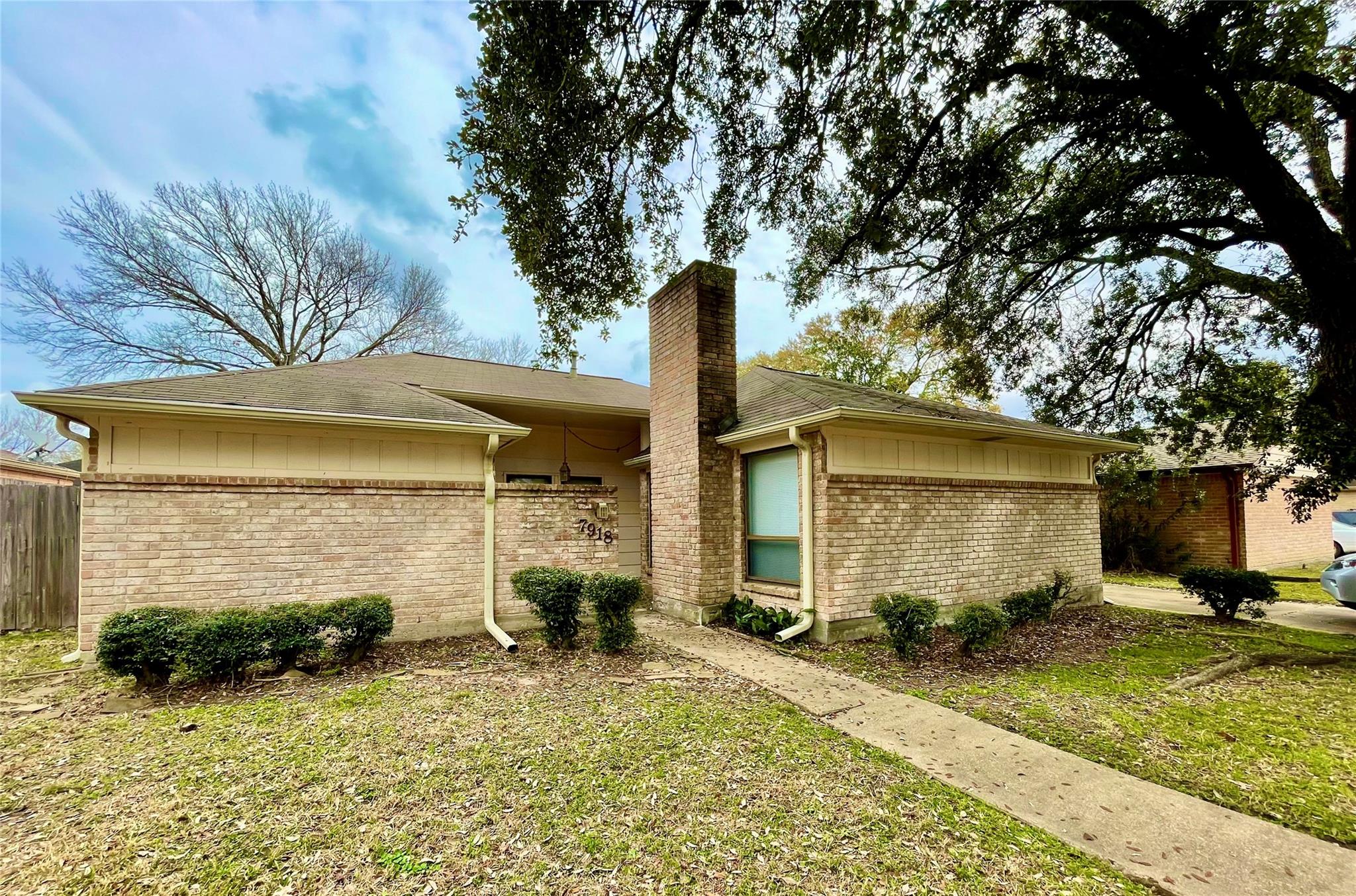 7918 Midland Forest Drive — photo