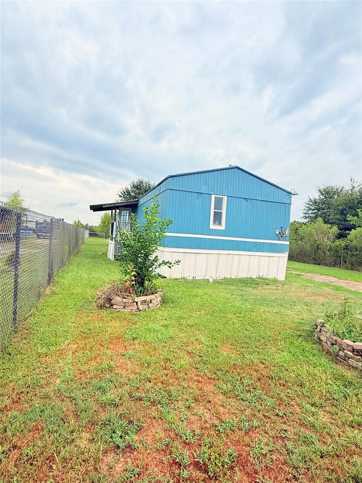 747 Road 5210 — photo