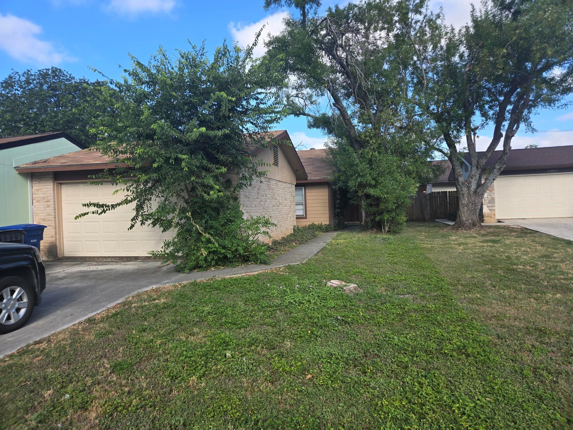 11827 Country Springs Street — photo