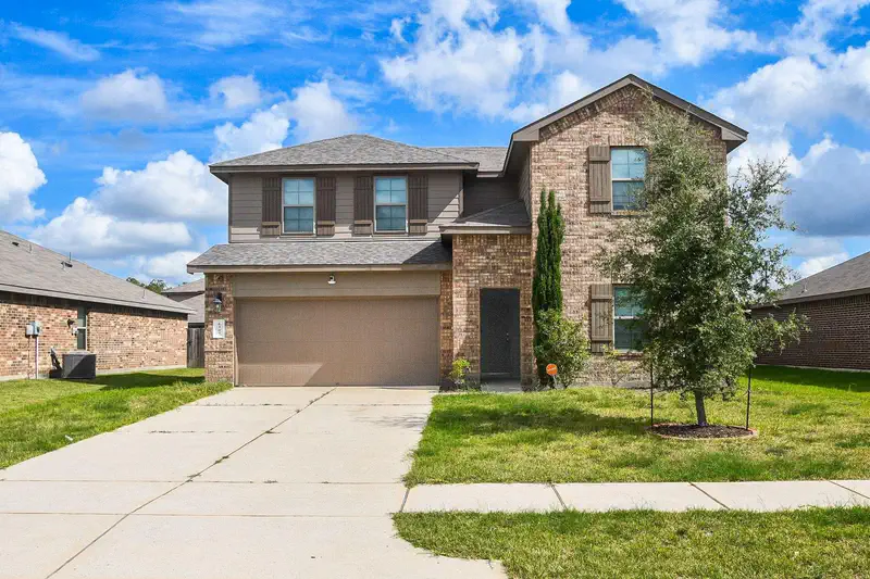 6307 Graham Bend Lane — photo