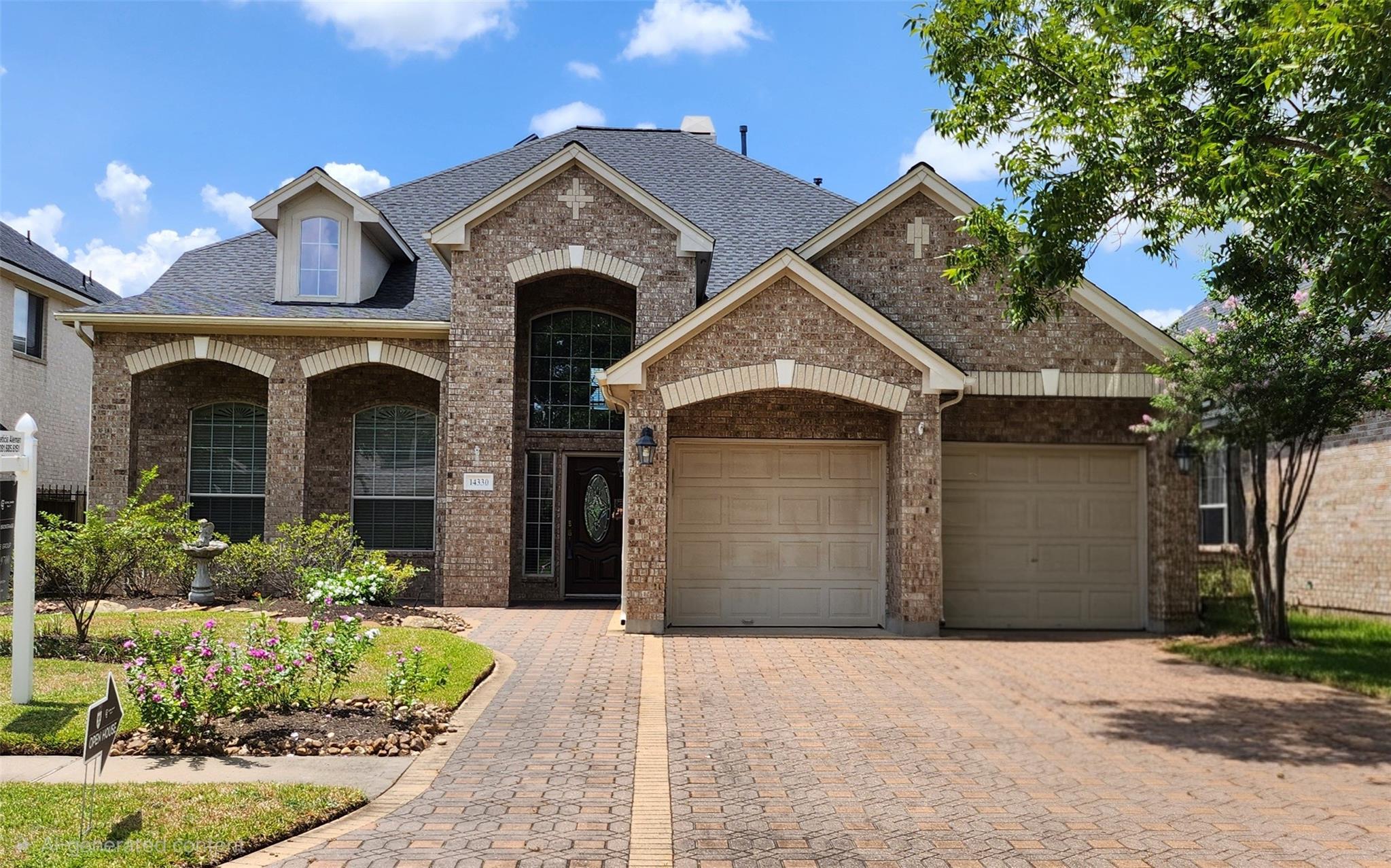 14330 Dunrobin Way — photo