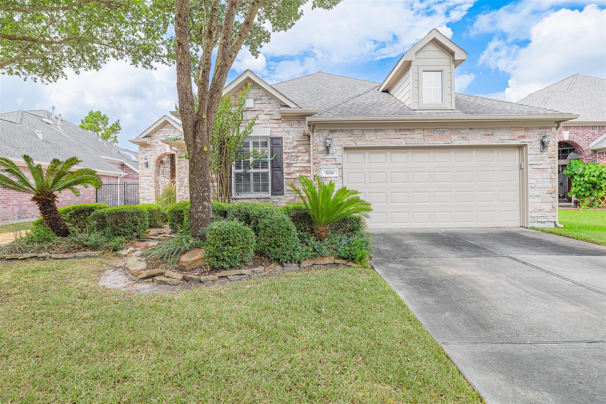 5018 Shining Creek Court — photo