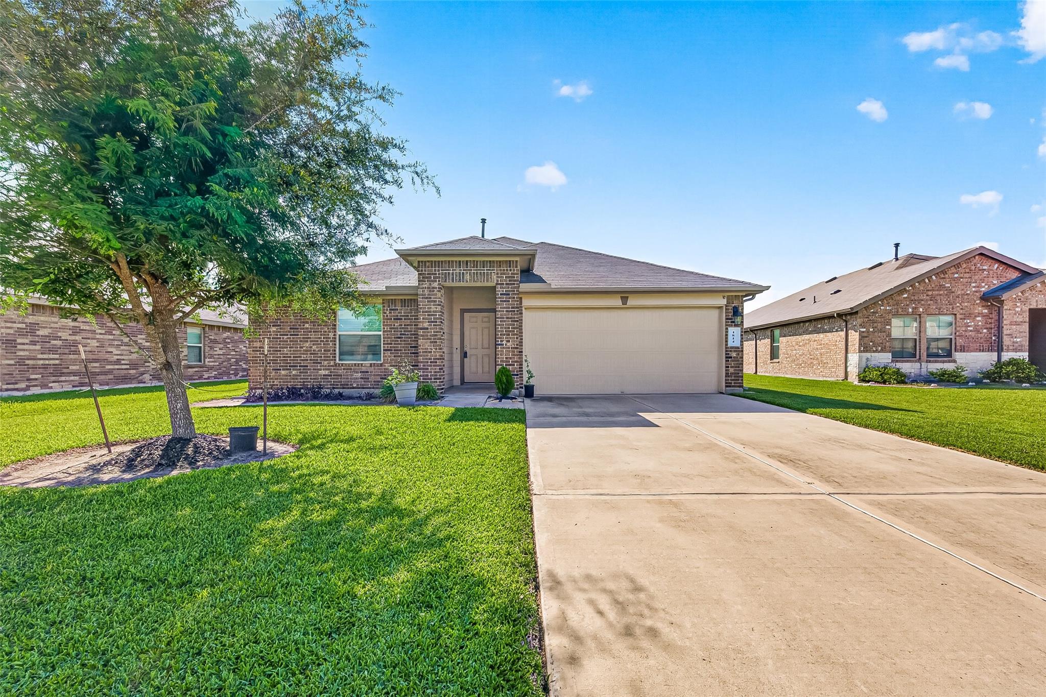 1814 Welsh Canyon Court — photo