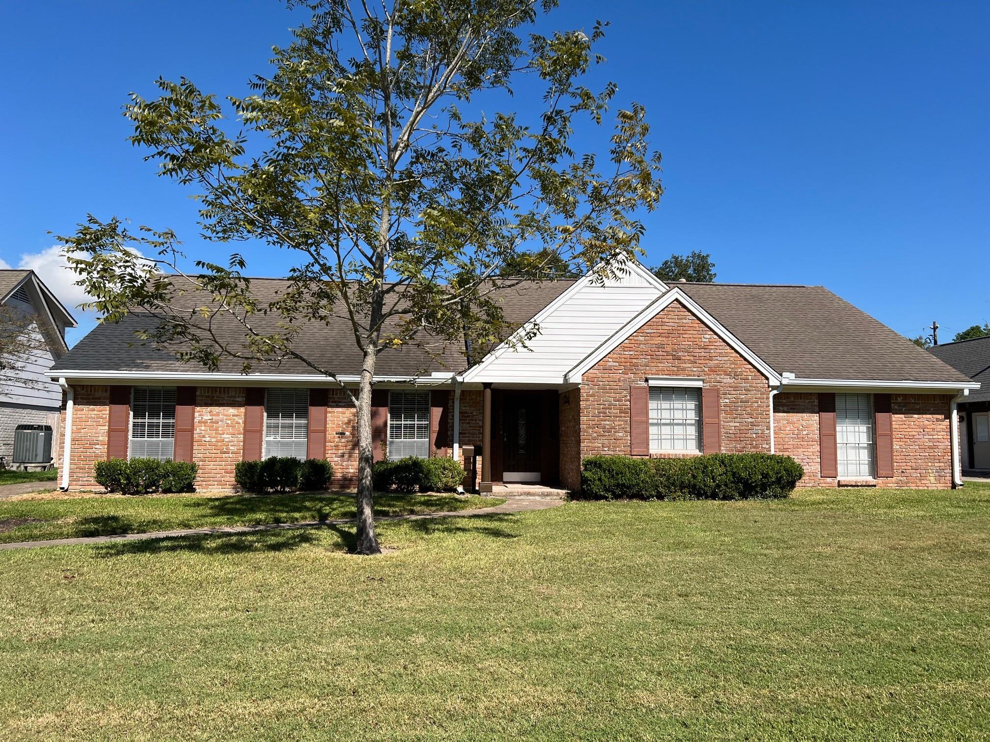 122 Driftwood Drive — photo