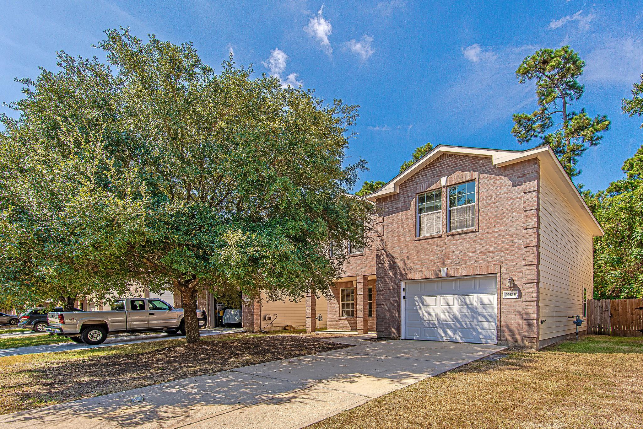 22815 Red Leo Lane — photo