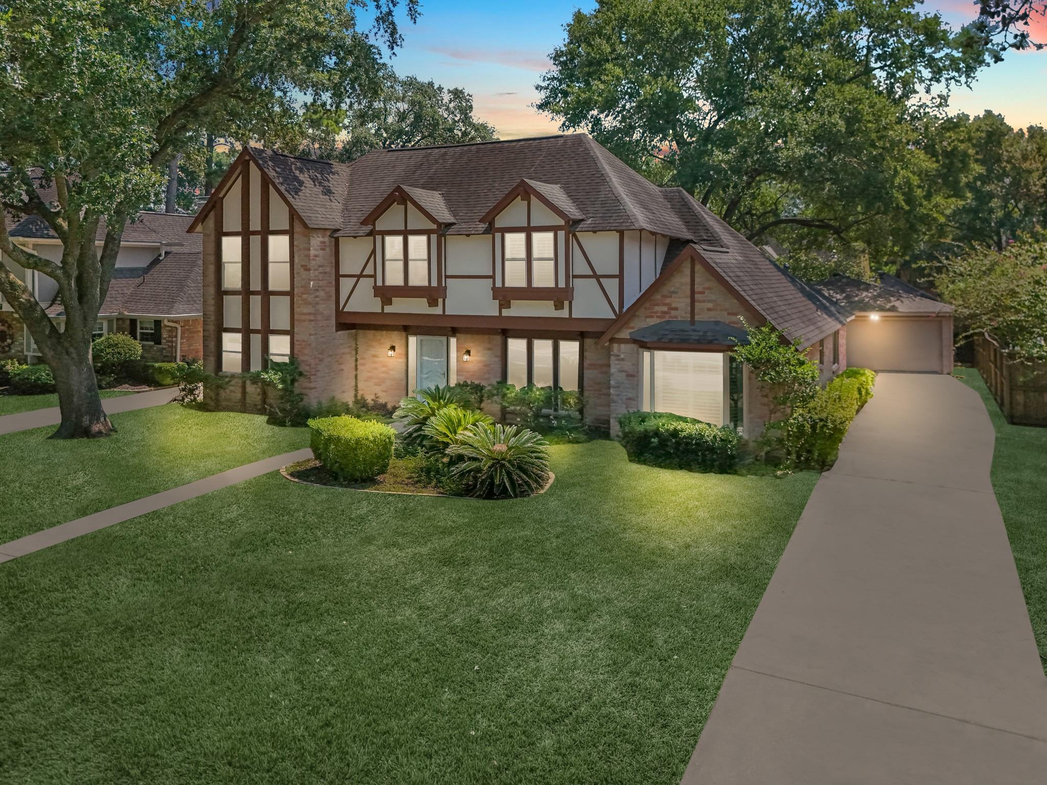 8011 Liberty Elm Court — photo
