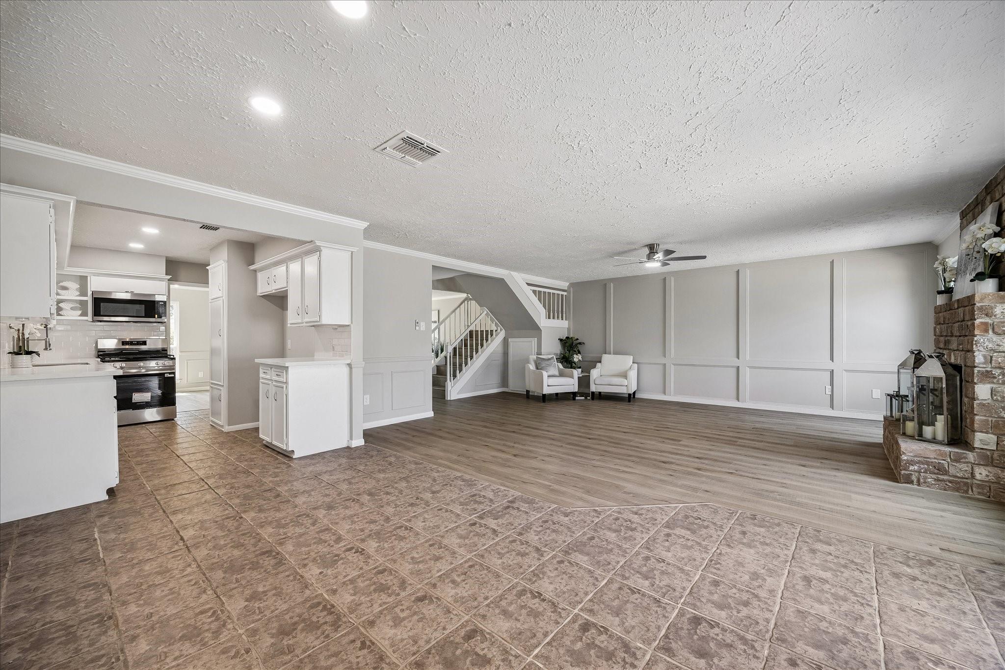 26 Chapparal Court — photo
