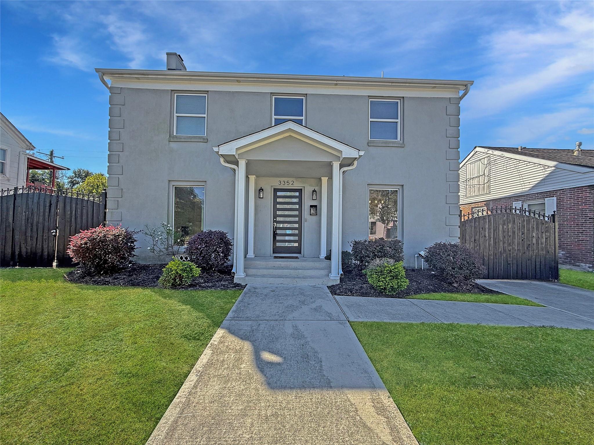 3352 Ozark Street — photo