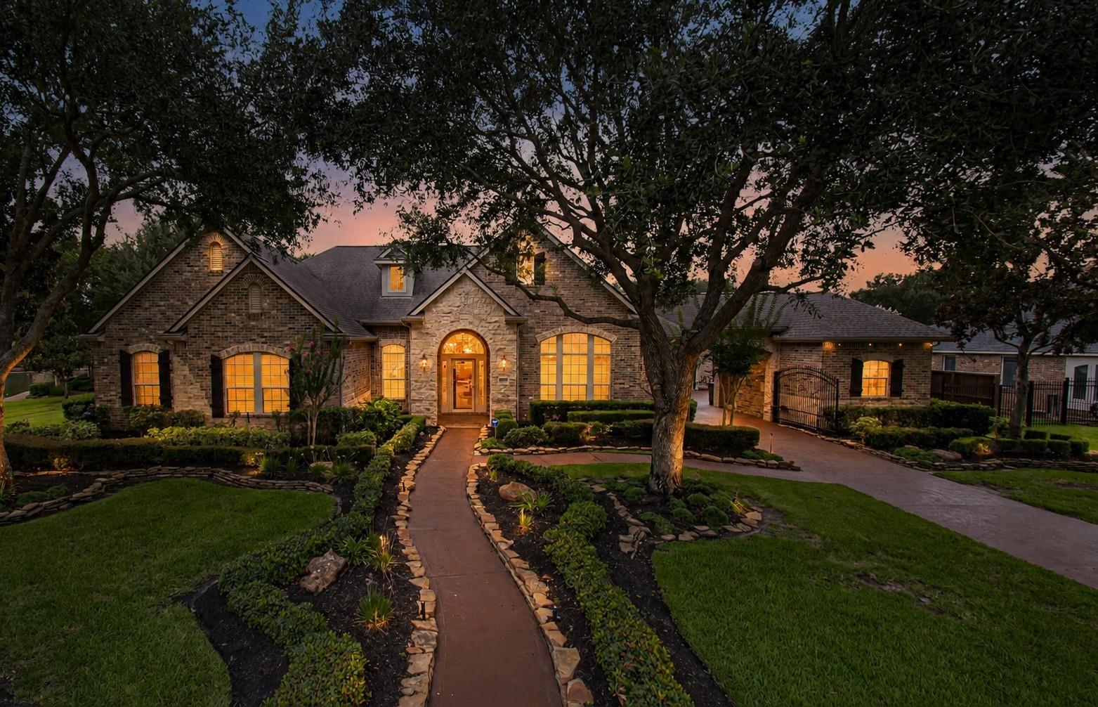 17403 Ledgefield — photo