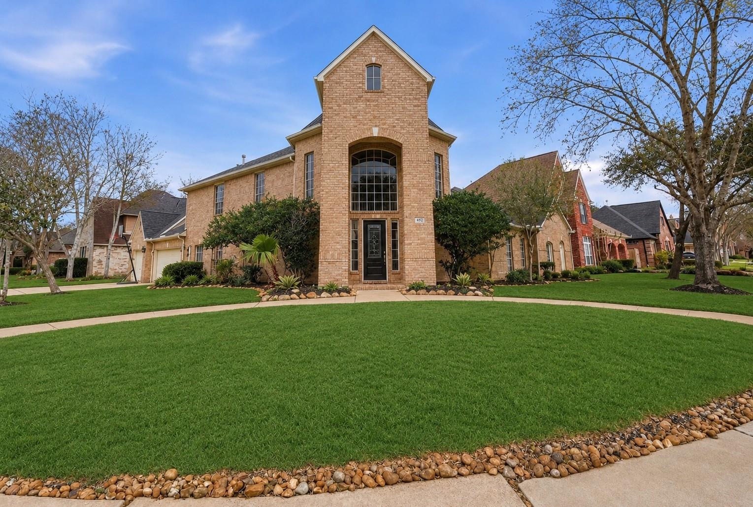 1711 Forestlake Drive — photo
