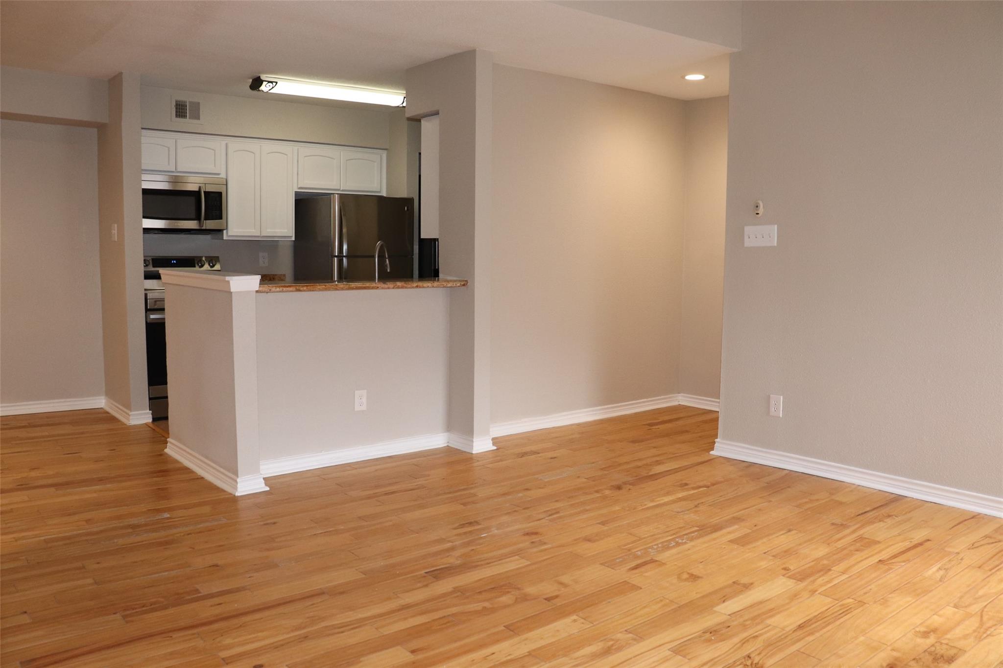 1818 Augusta Drive #8 — photo