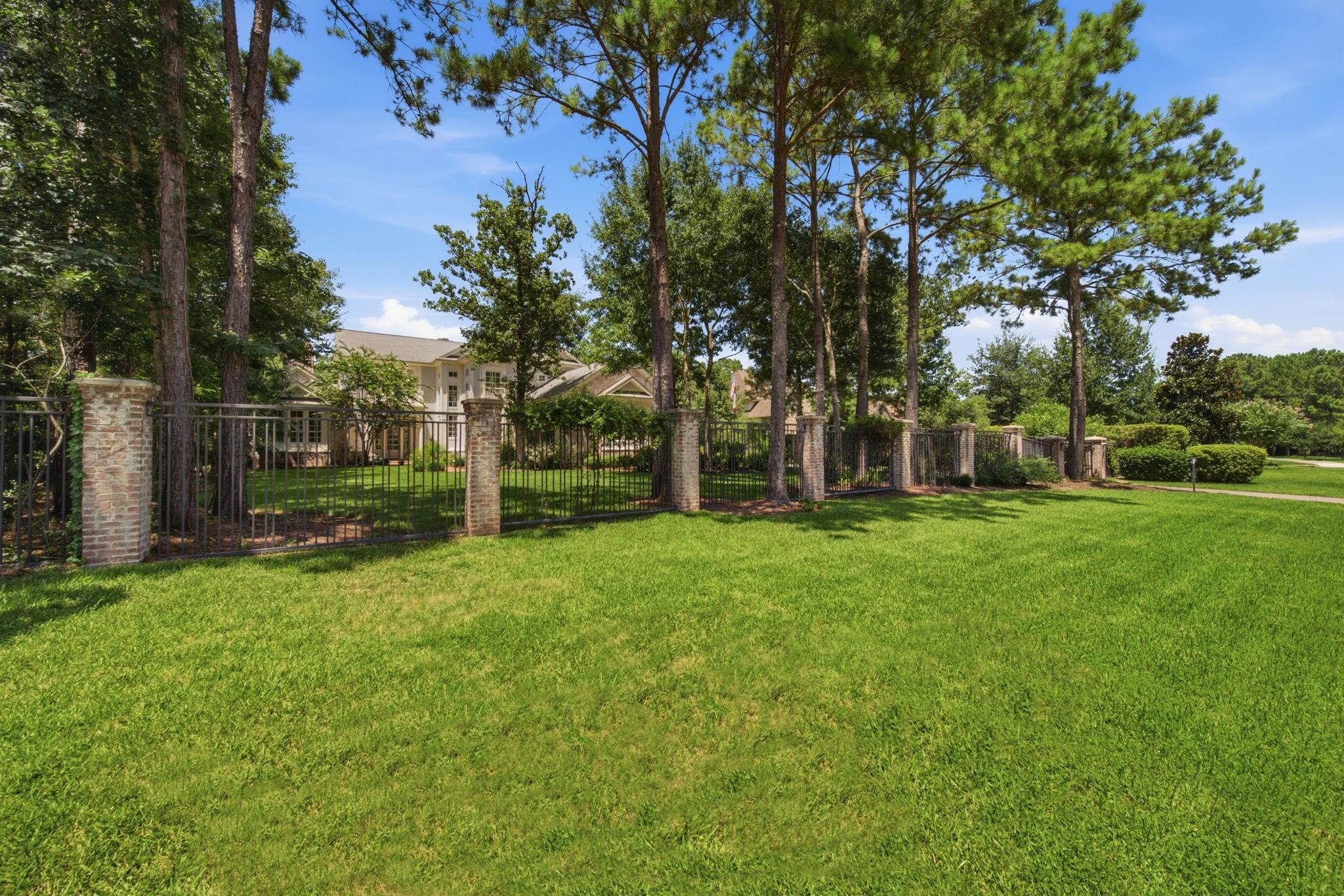 859 Eagle Pointe, Montgomery, TX 77316 — photo 3