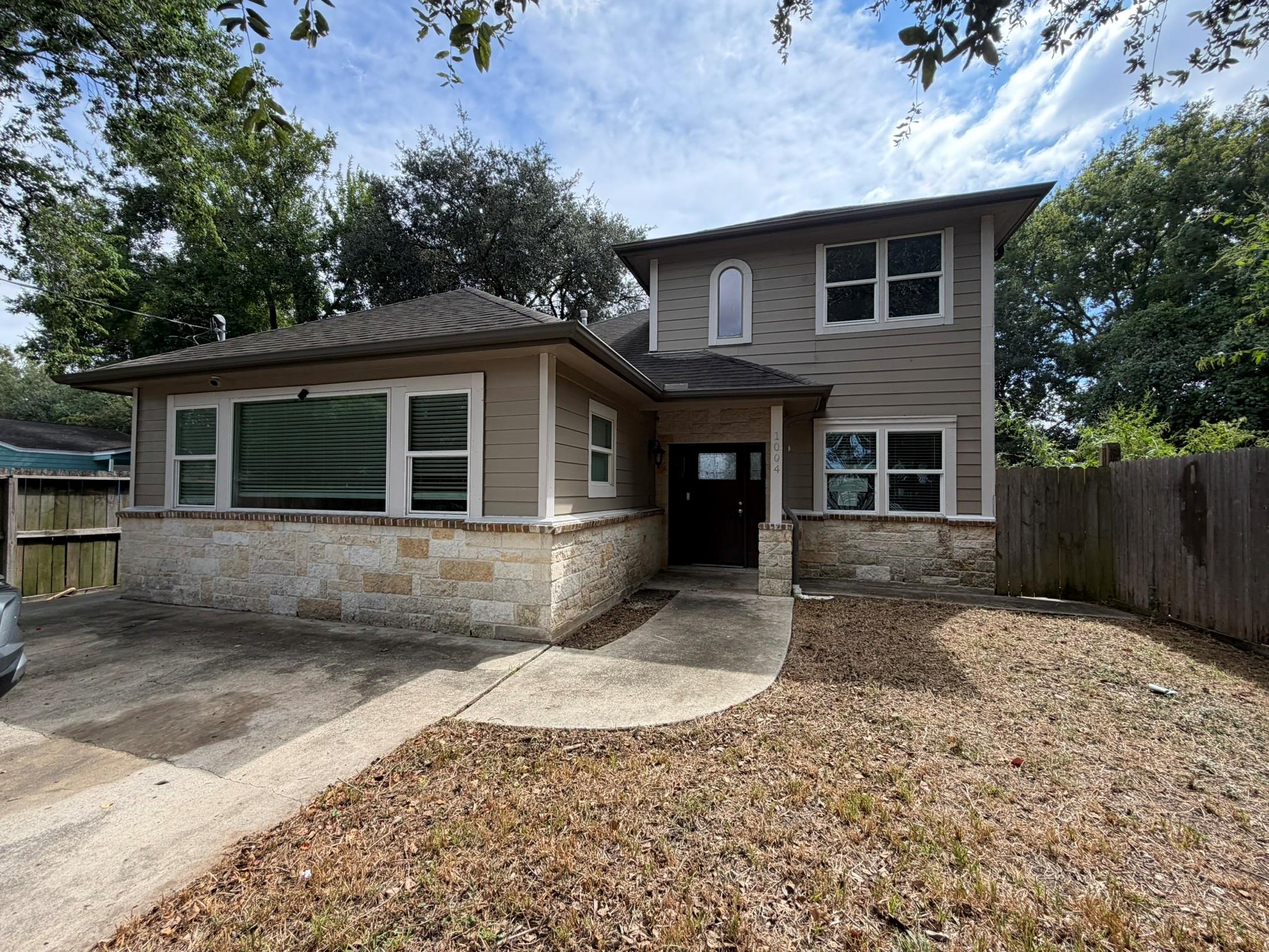 1004 Bonnie Street — photo