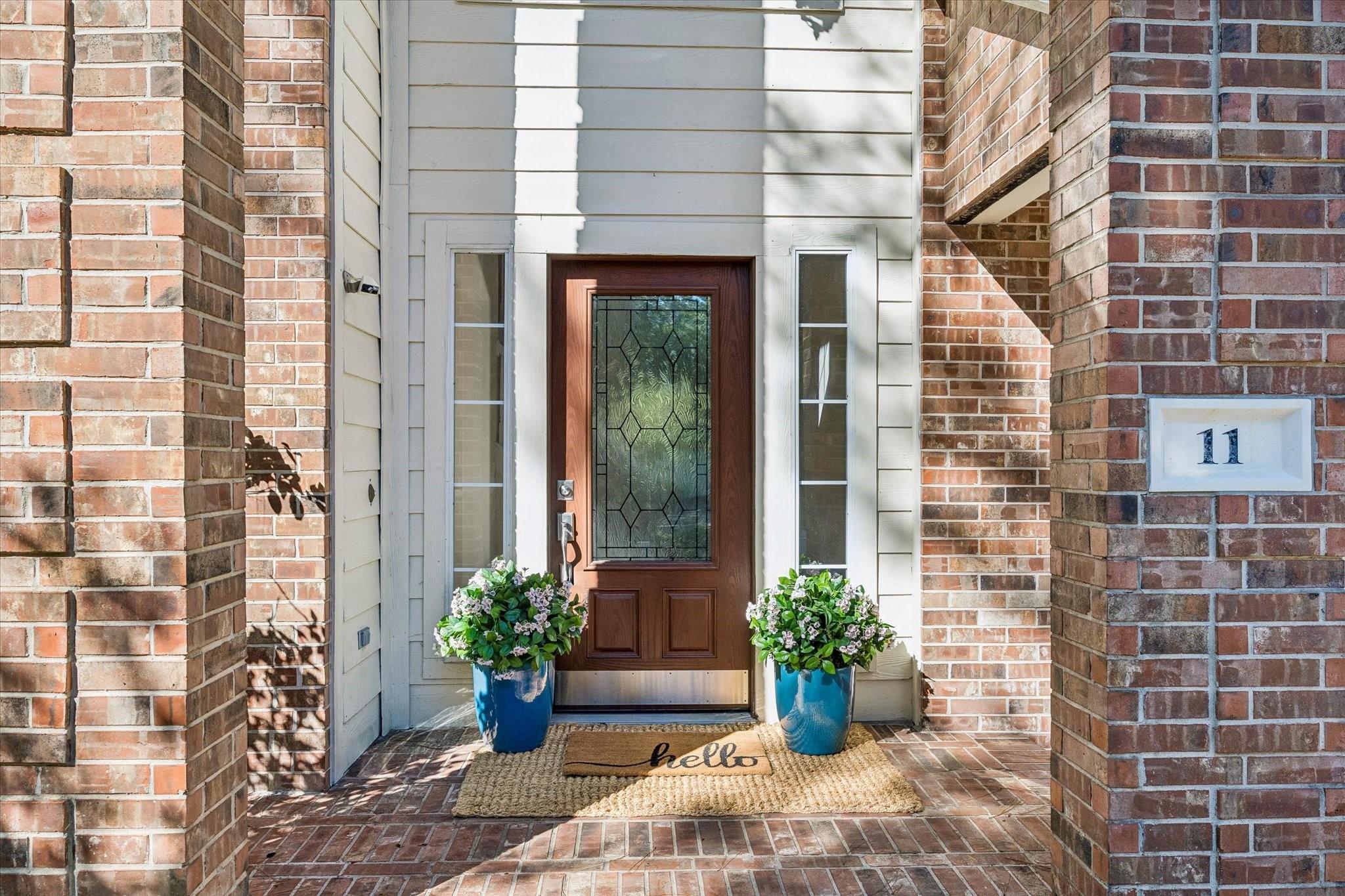 11 Merryvale Drive, The Woodlands, TX 77382 — photo 2