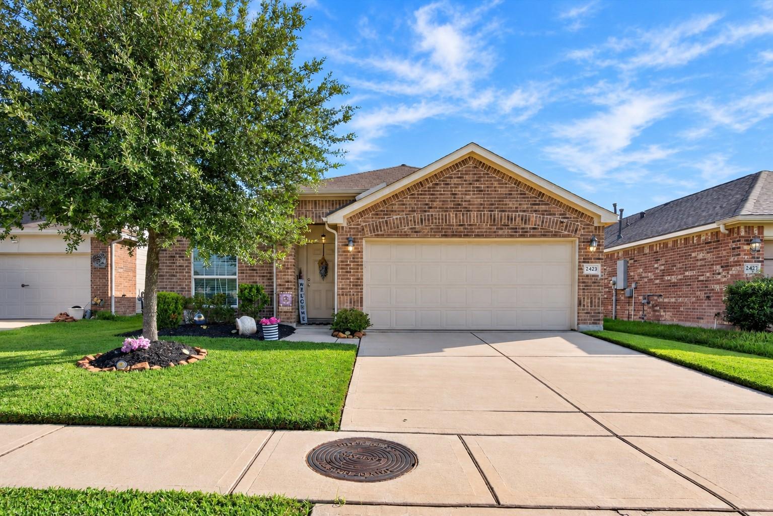 2423 Cold River Drive — photo