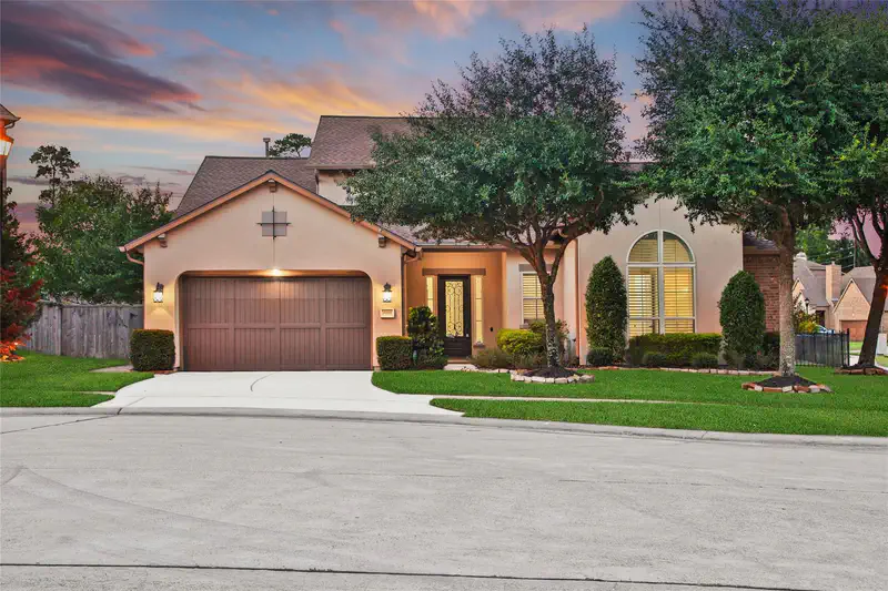 5202 Creekland Circle — photo